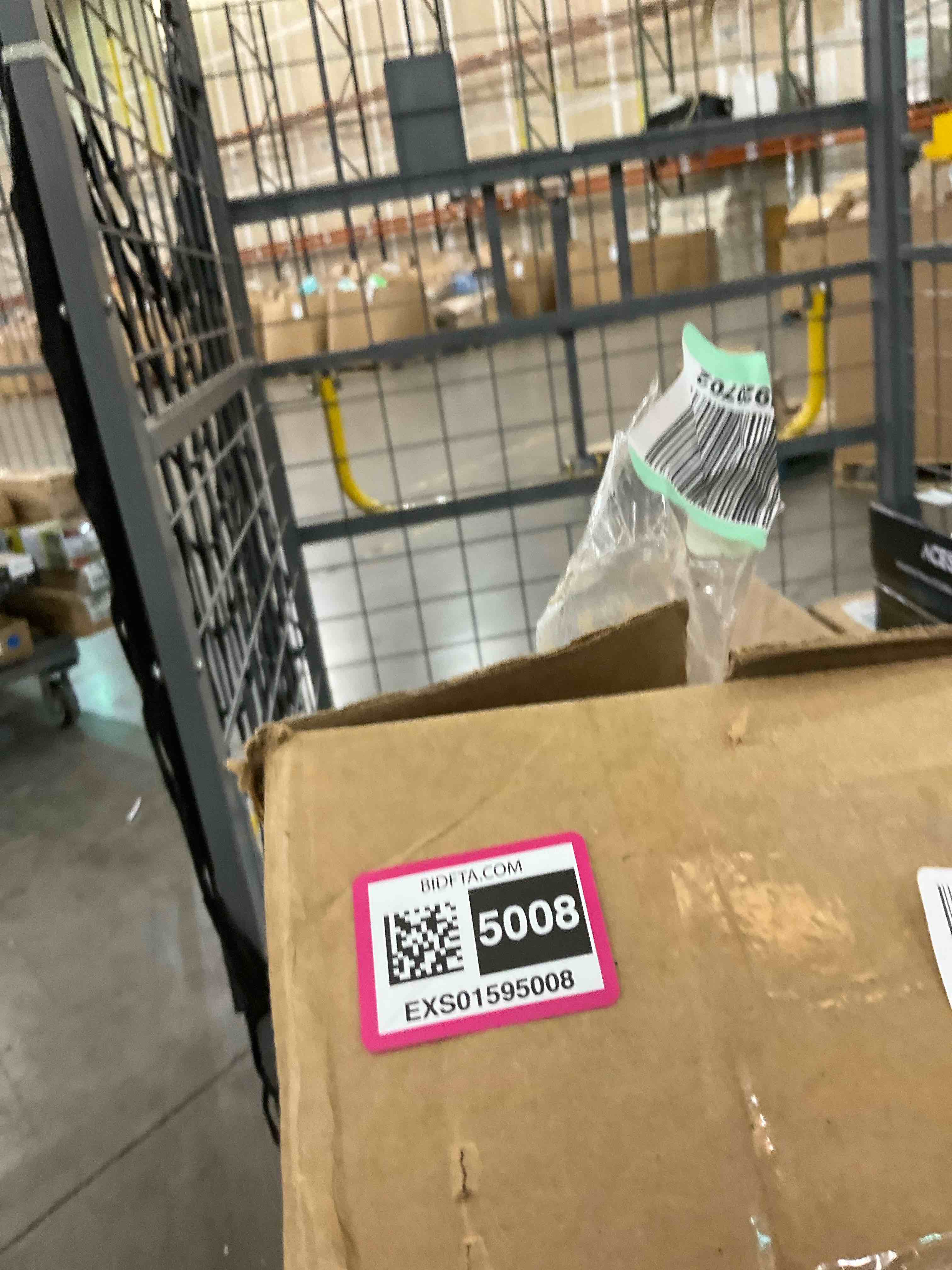 https://s3.amazonaws.com/lotting-images-prod/BargainHunt/EXS01595008_1721151039673.jpeg