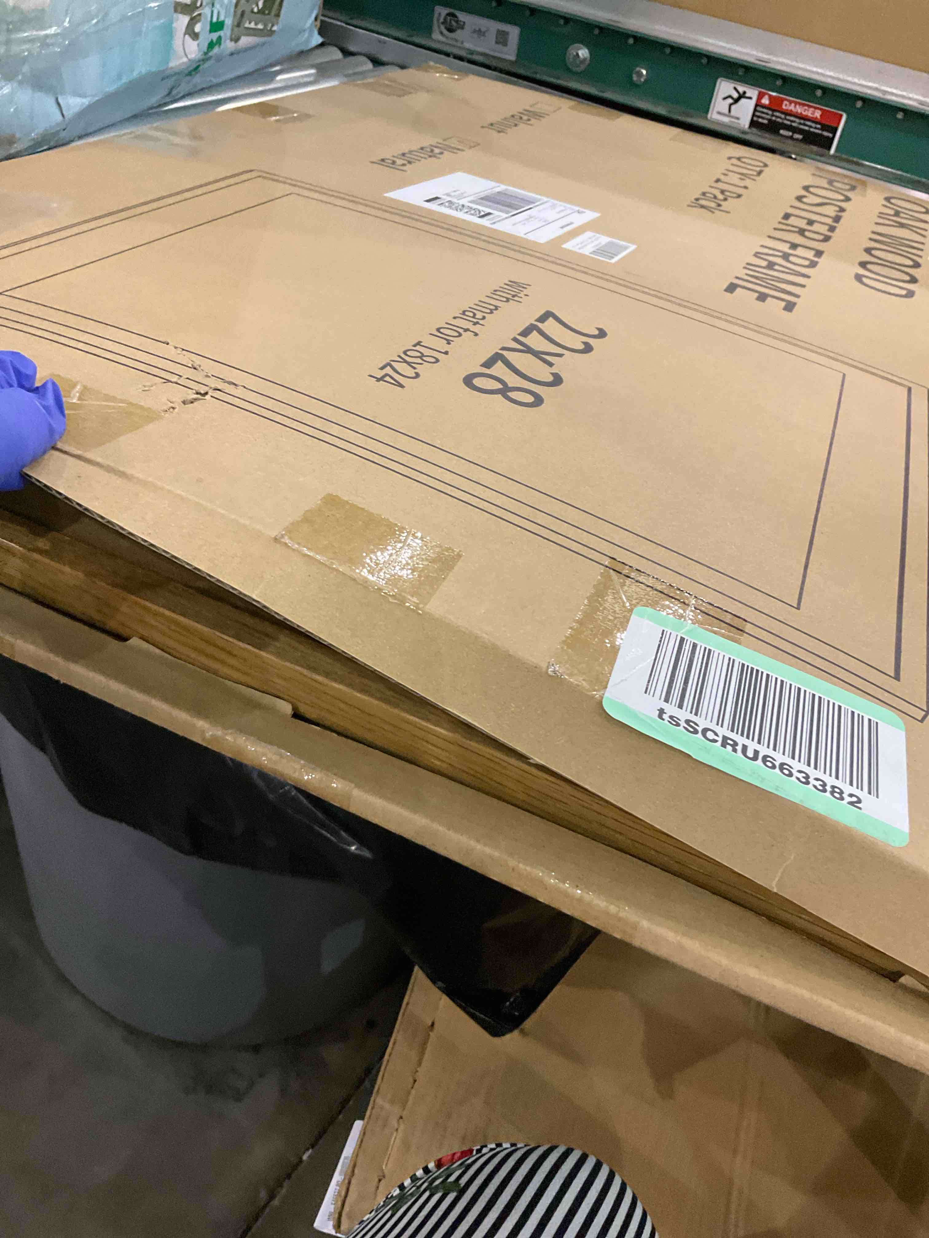 https://s3.amazonaws.com/lotting-images-prod/BargainHunt/EXS01595071_1721217597454.jpeg