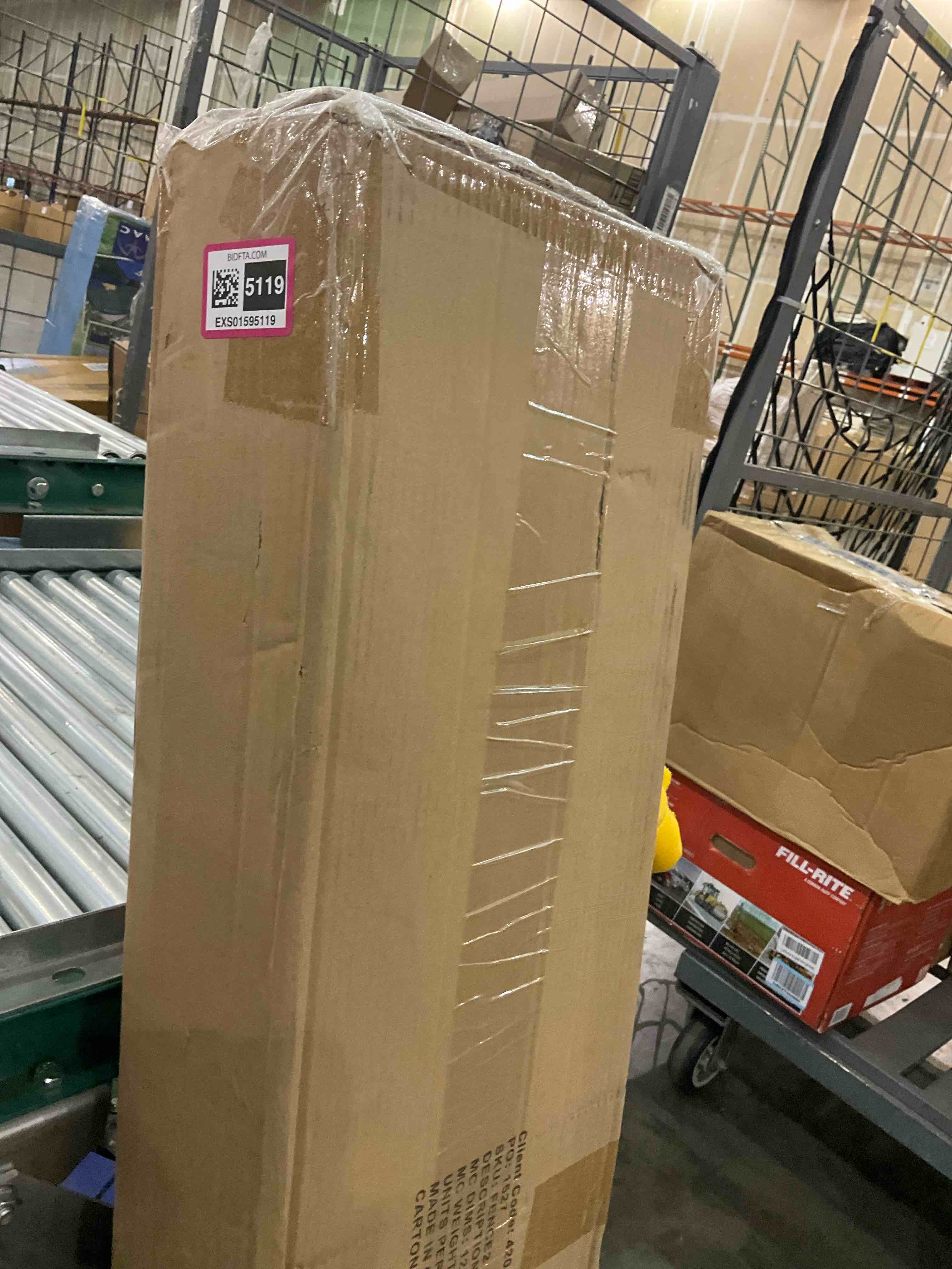 https://s3.amazonaws.com/lotting-images-prod/BargainHunt/EXS01595119_1721311008515.jpeg