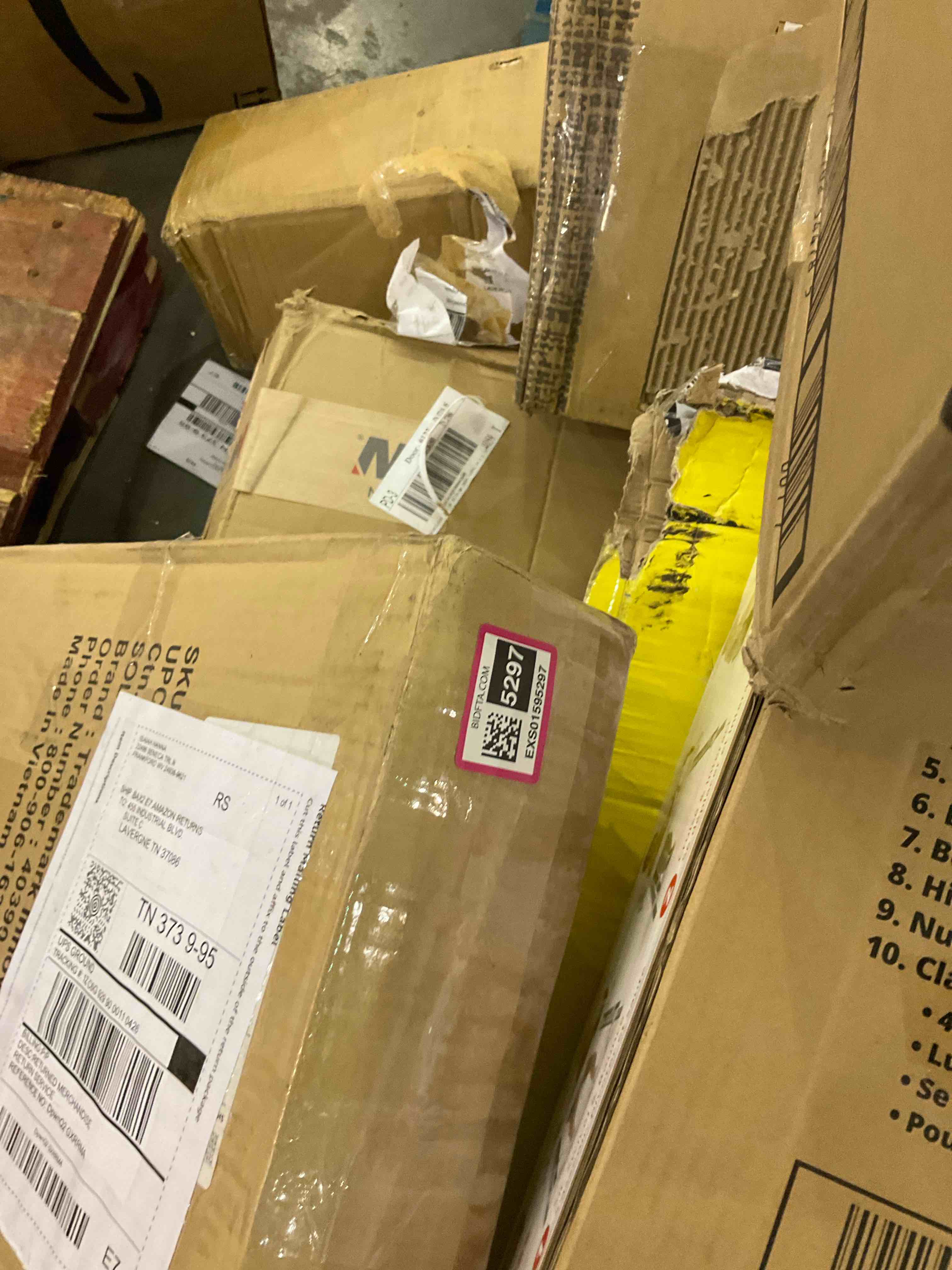 https://s3.amazonaws.com/lotting-images-prod/BargainHunt/EXS01595297_1721657471992.jpeg