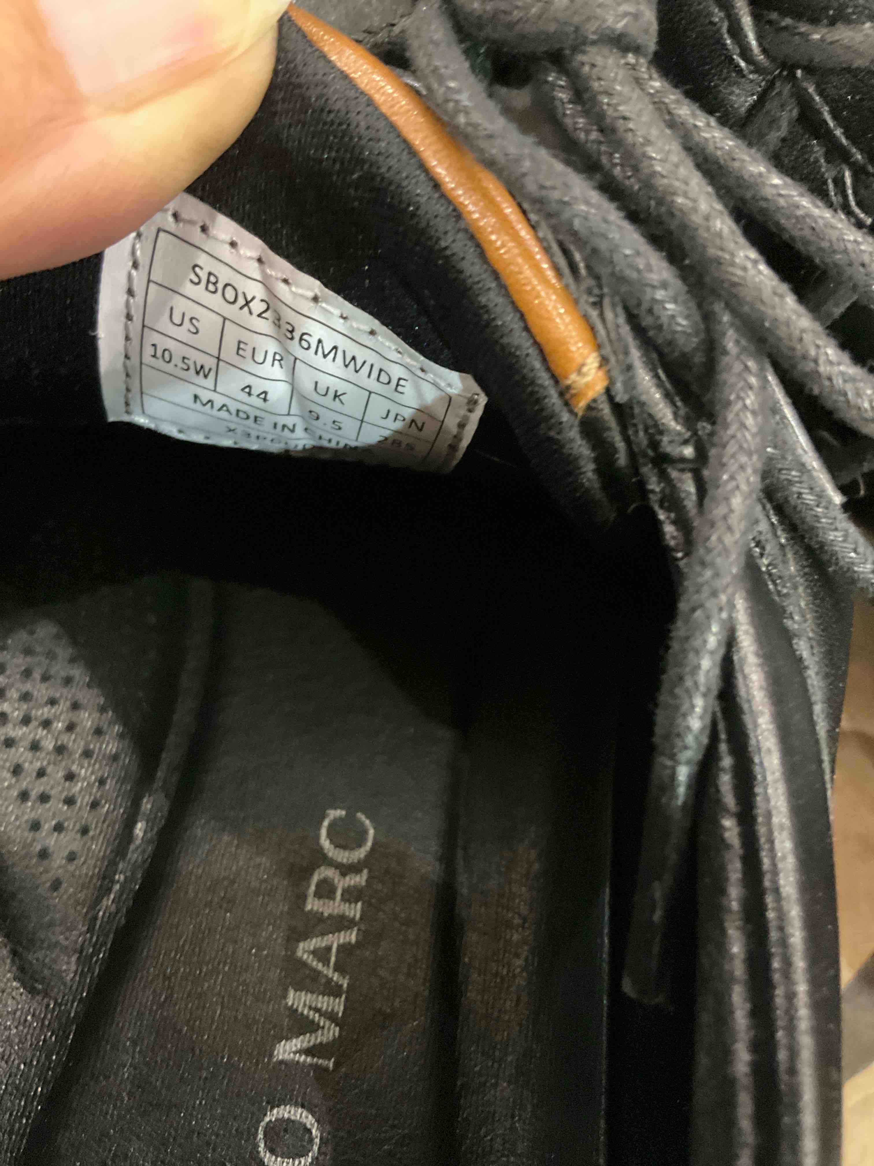 https://s3.amazonaws.com/lotting-images-prod/BargainHunt/EXS01595377_1721746317590.jpeg