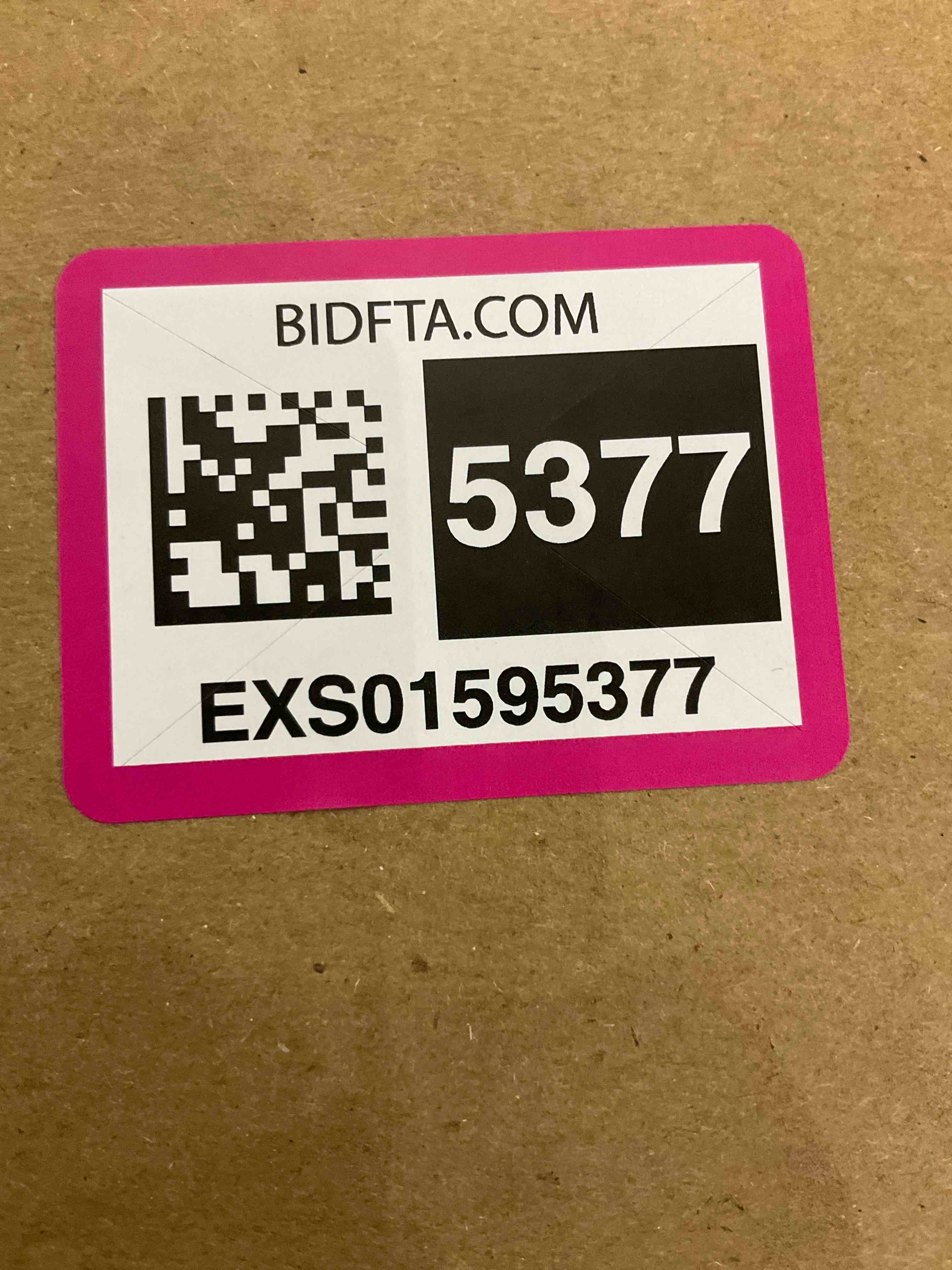 https://s3.amazonaws.com/lotting-images-prod/BargainHunt/EXS01595377_1721746397425.jpeg