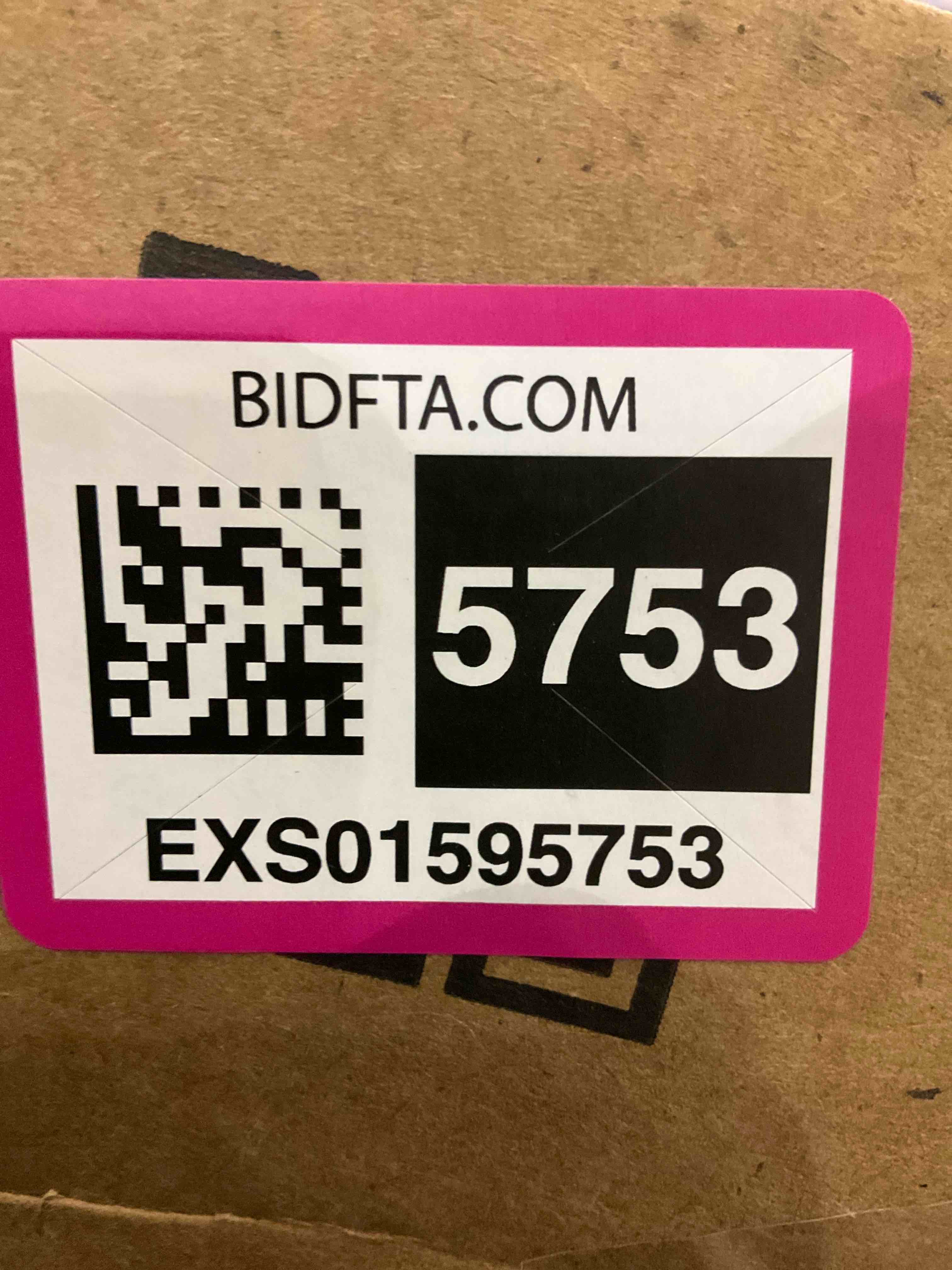 https://s3.amazonaws.com/lotting-images-prod/BargainHunt/EXS01595753_1719402594334.jpeg