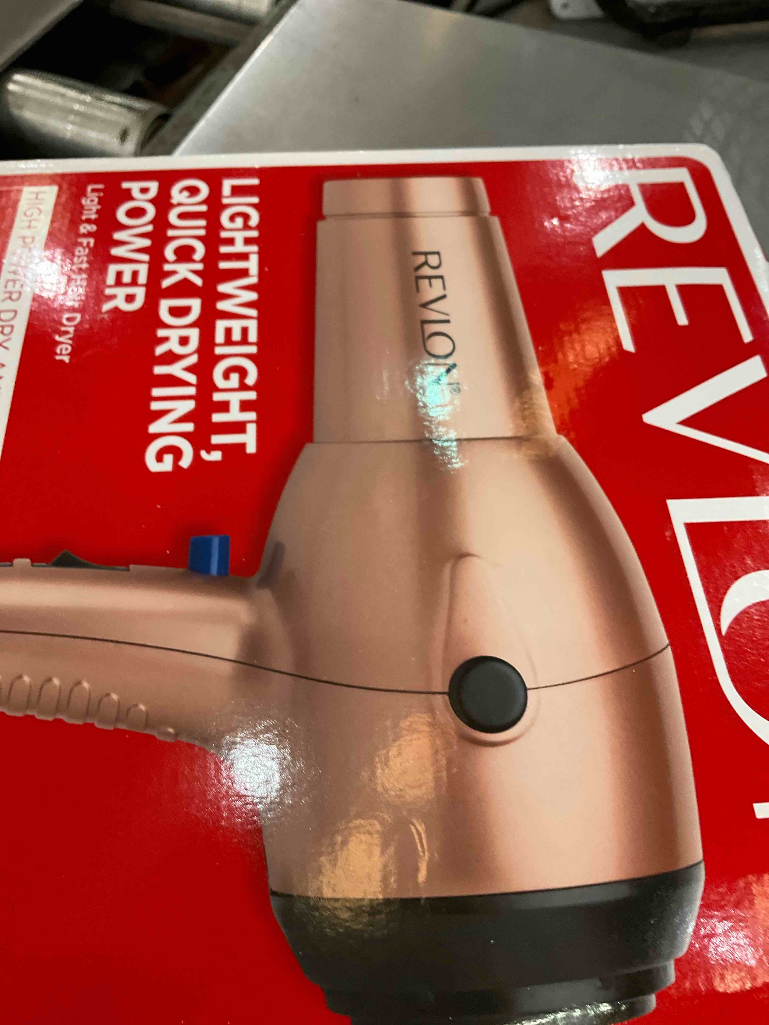 https://s3.amazonaws.com/lotting-images-prod/BargainHunt/EXS01596138_1719240404575.jpeg