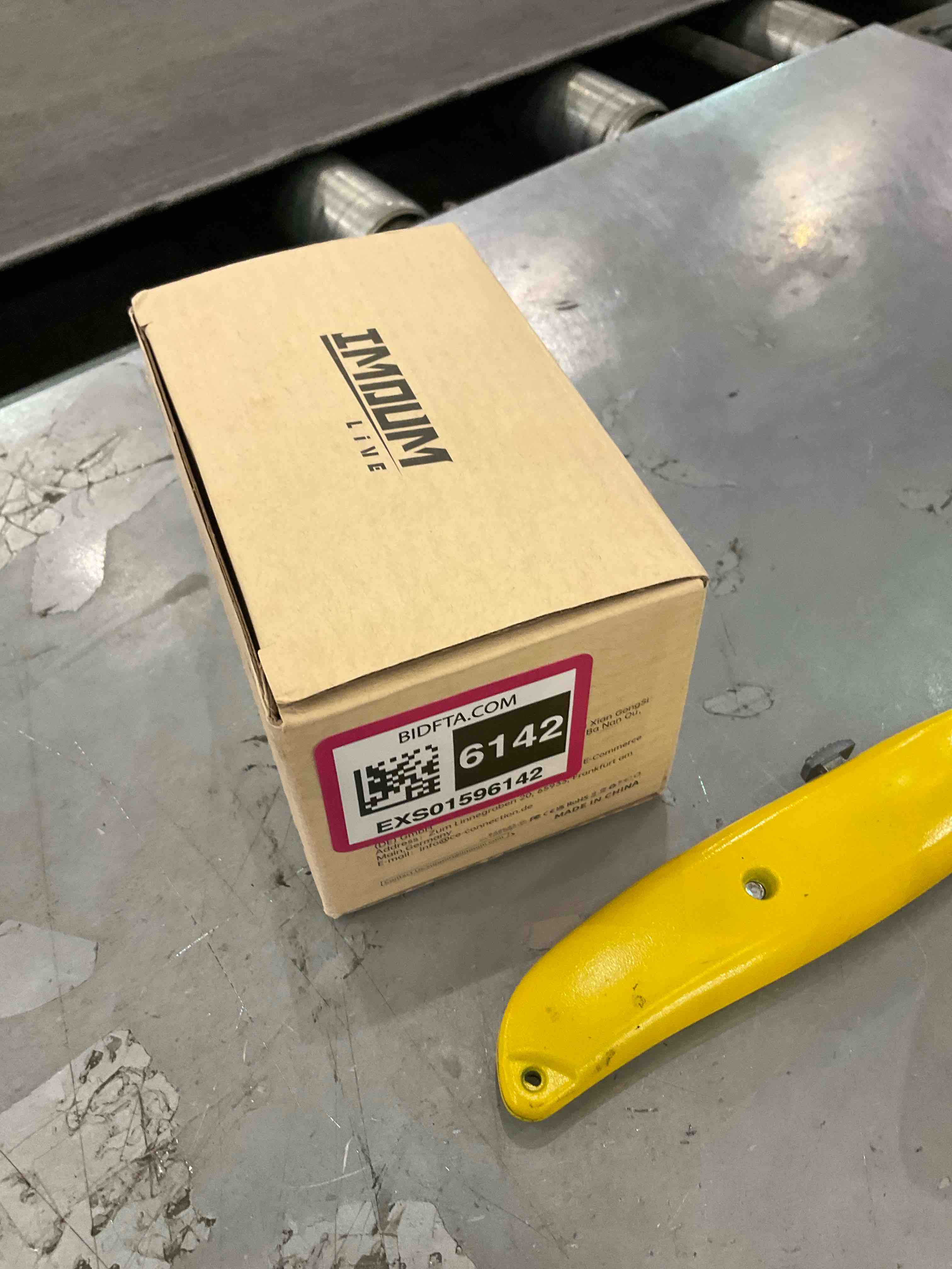 https://s3.amazonaws.com/lotting-images-prod/BargainHunt/EXS01596142_1719241422940.jpeg