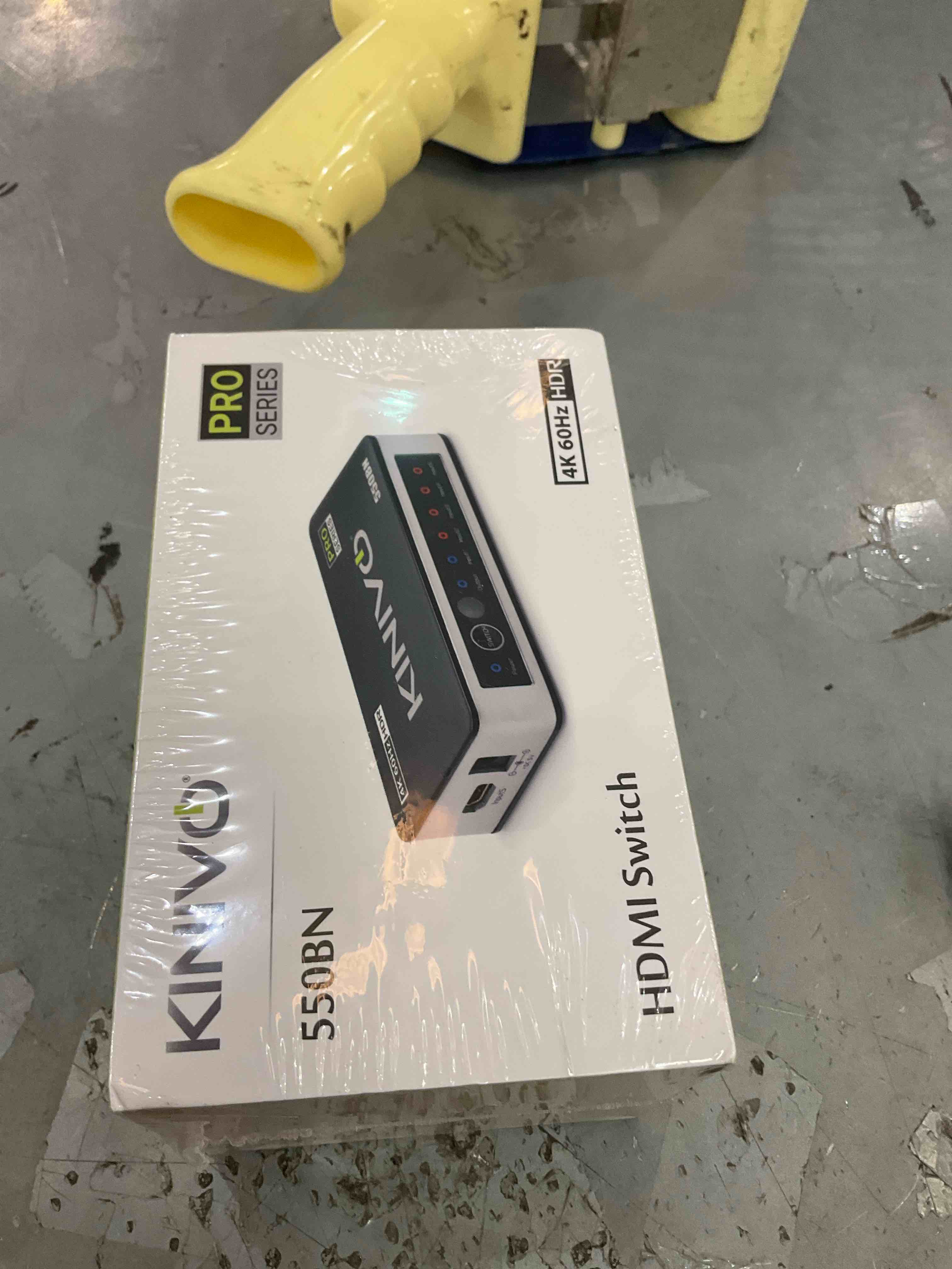 https://s3.amazonaws.com/lotting-images-prod/BargainHunt/EXS01596297_1719328662933.jpeg