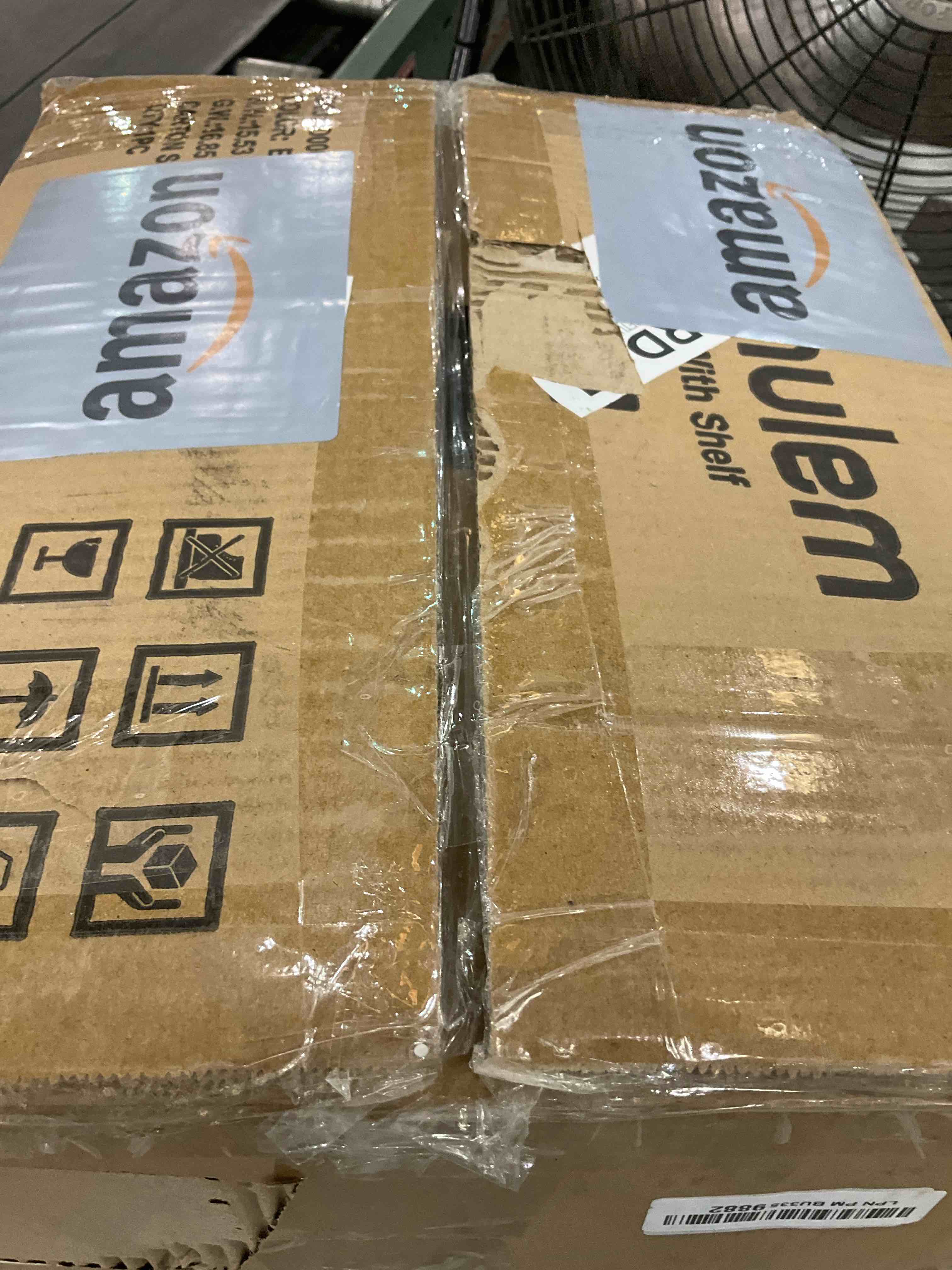 https://s3.amazonaws.com/lotting-images-prod/BargainHunt/EXS01596488_1719416597125.jpeg