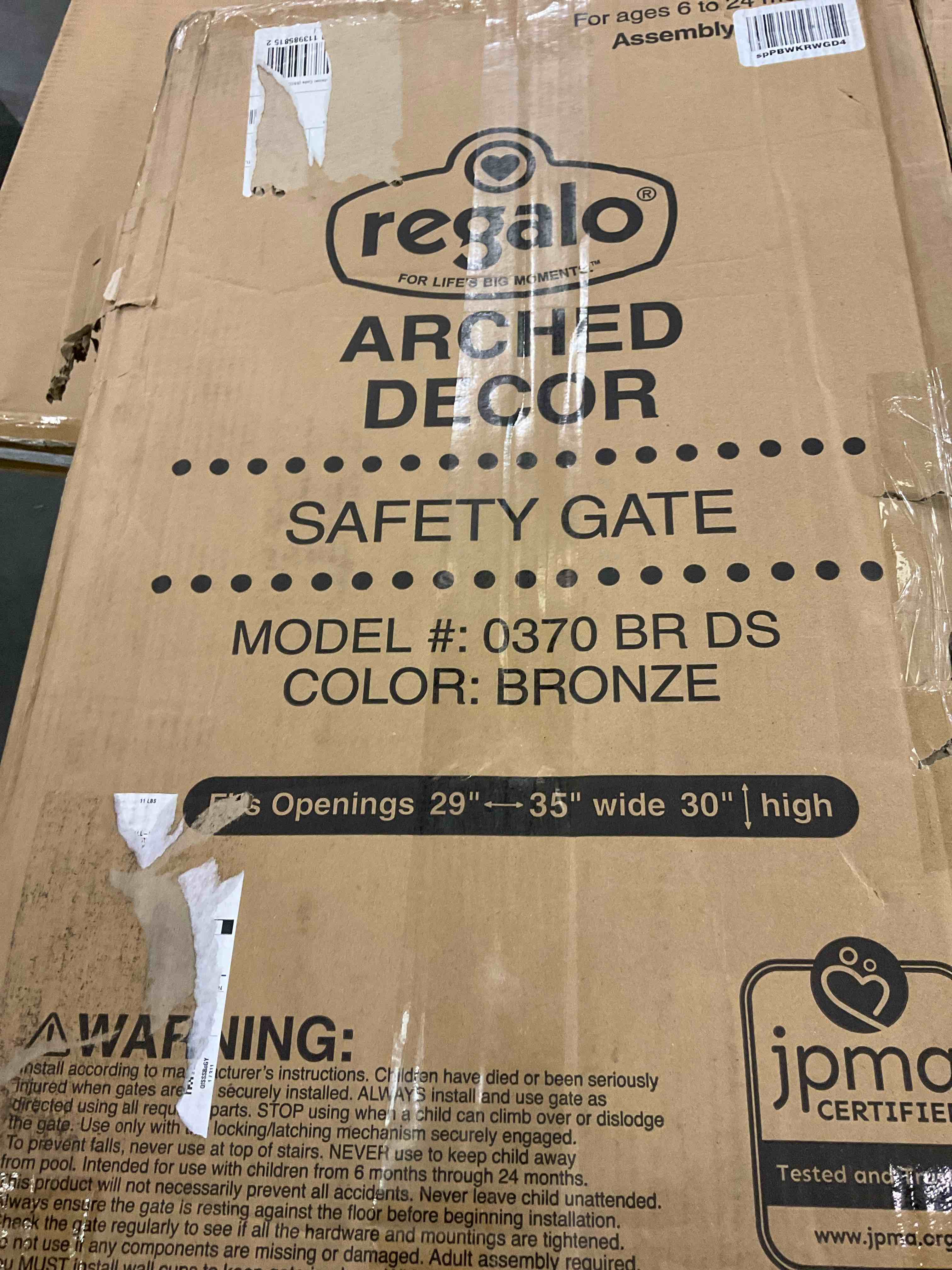 regalo arched decor safety gate 