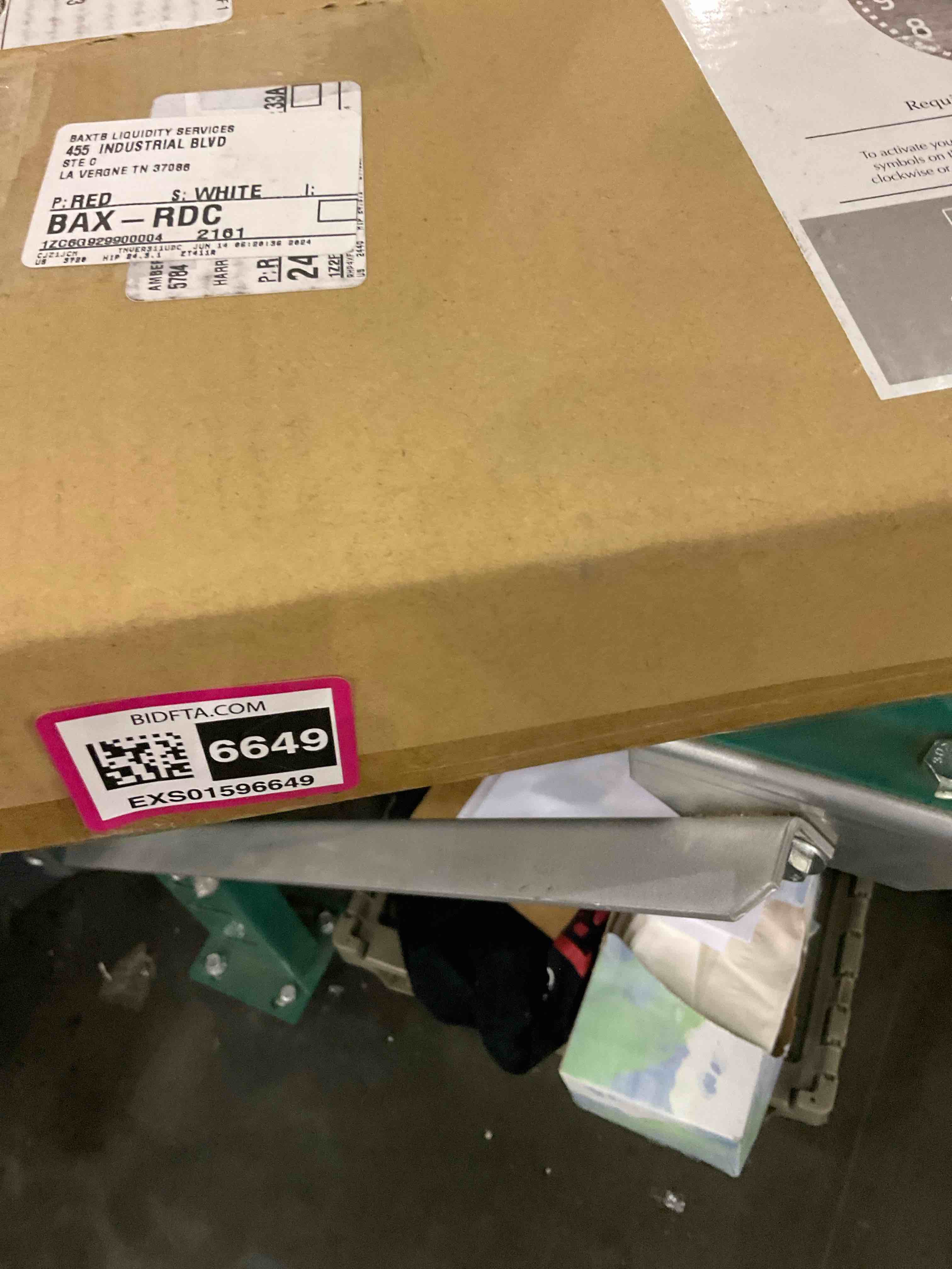 https://s3.amazonaws.com/lotting-images-prod/BargainHunt/EXS01596649_1719494958807.jpeg