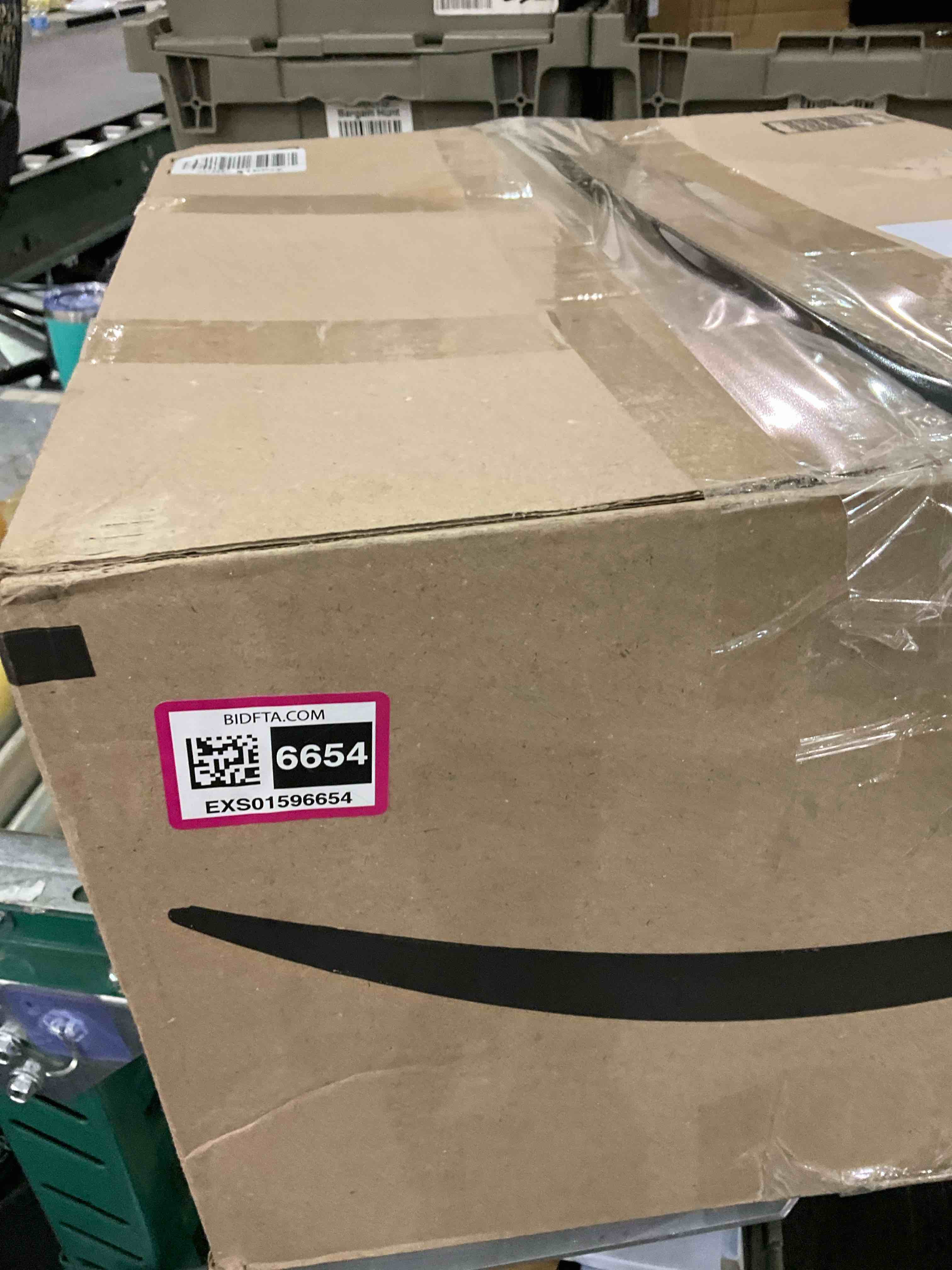 https://s3.amazonaws.com/lotting-images-prod/BargainHunt/EXS01596654_1719495744202.jpeg