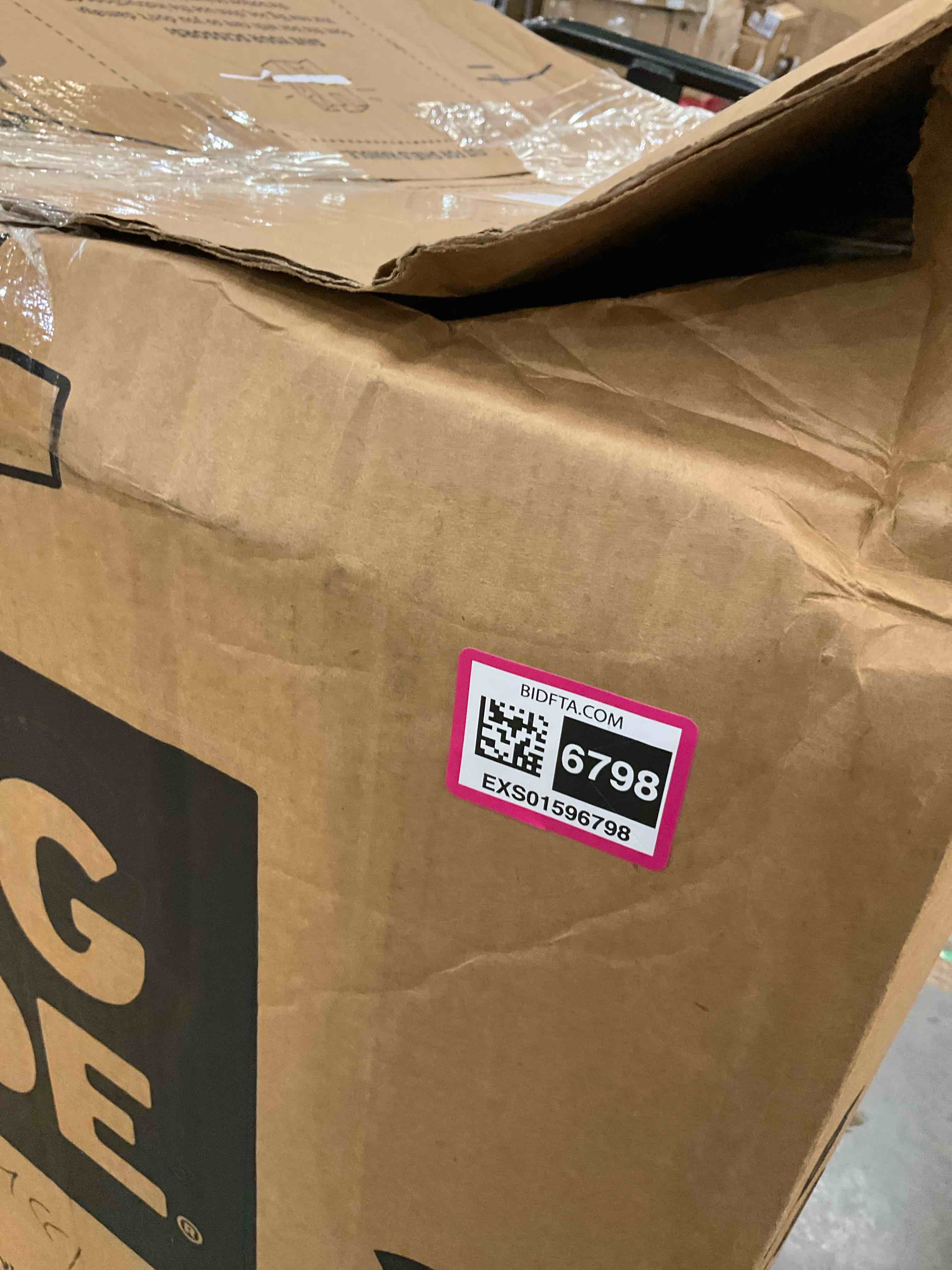 https://s3.amazonaws.com/lotting-images-prod/BargainHunt/EXS01596798_1719848699323.jpeg