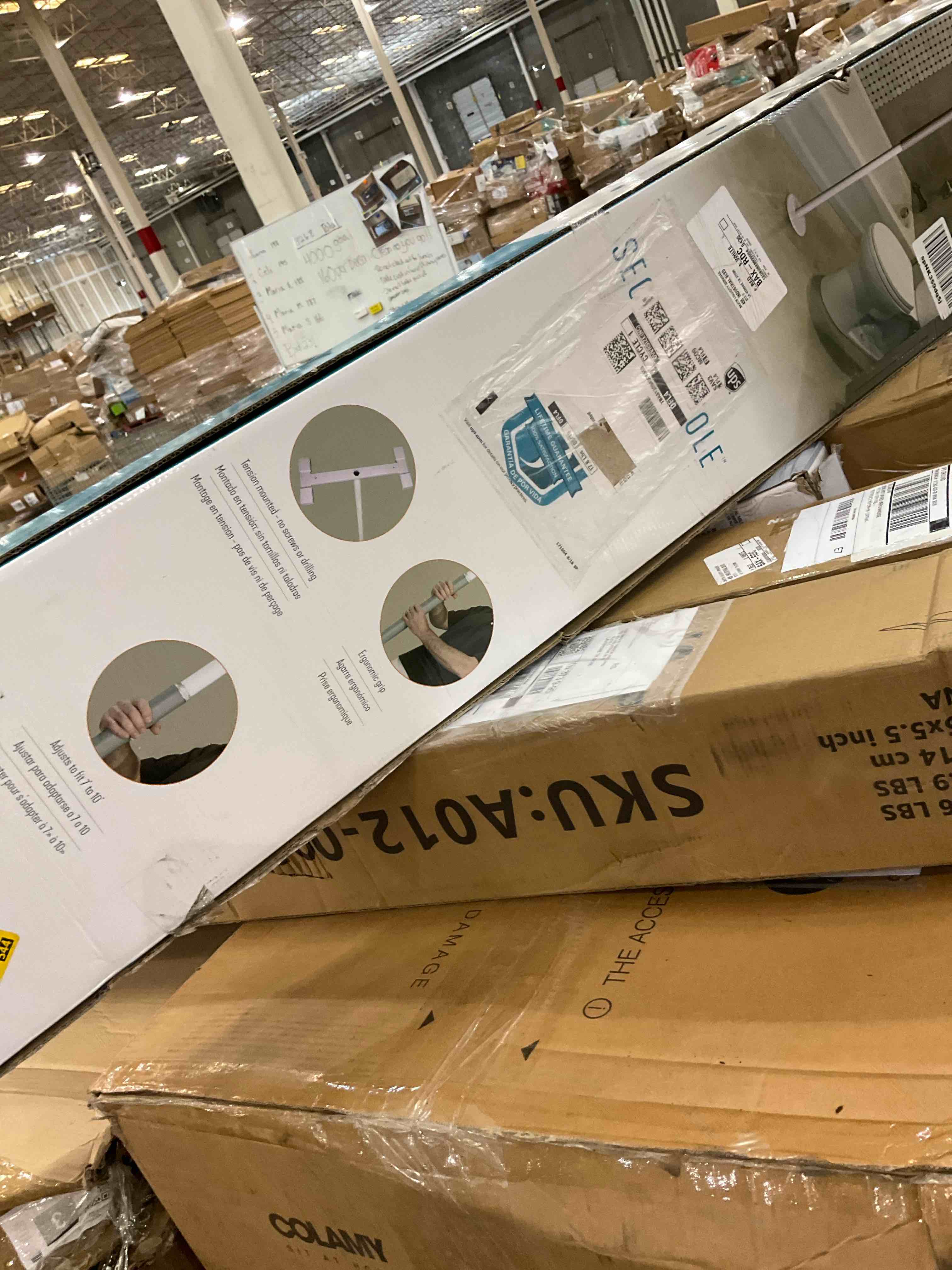 https://s3.amazonaws.com/lotting-images-prod/BargainHunt/EXS01596916_1719933551147.jpeg