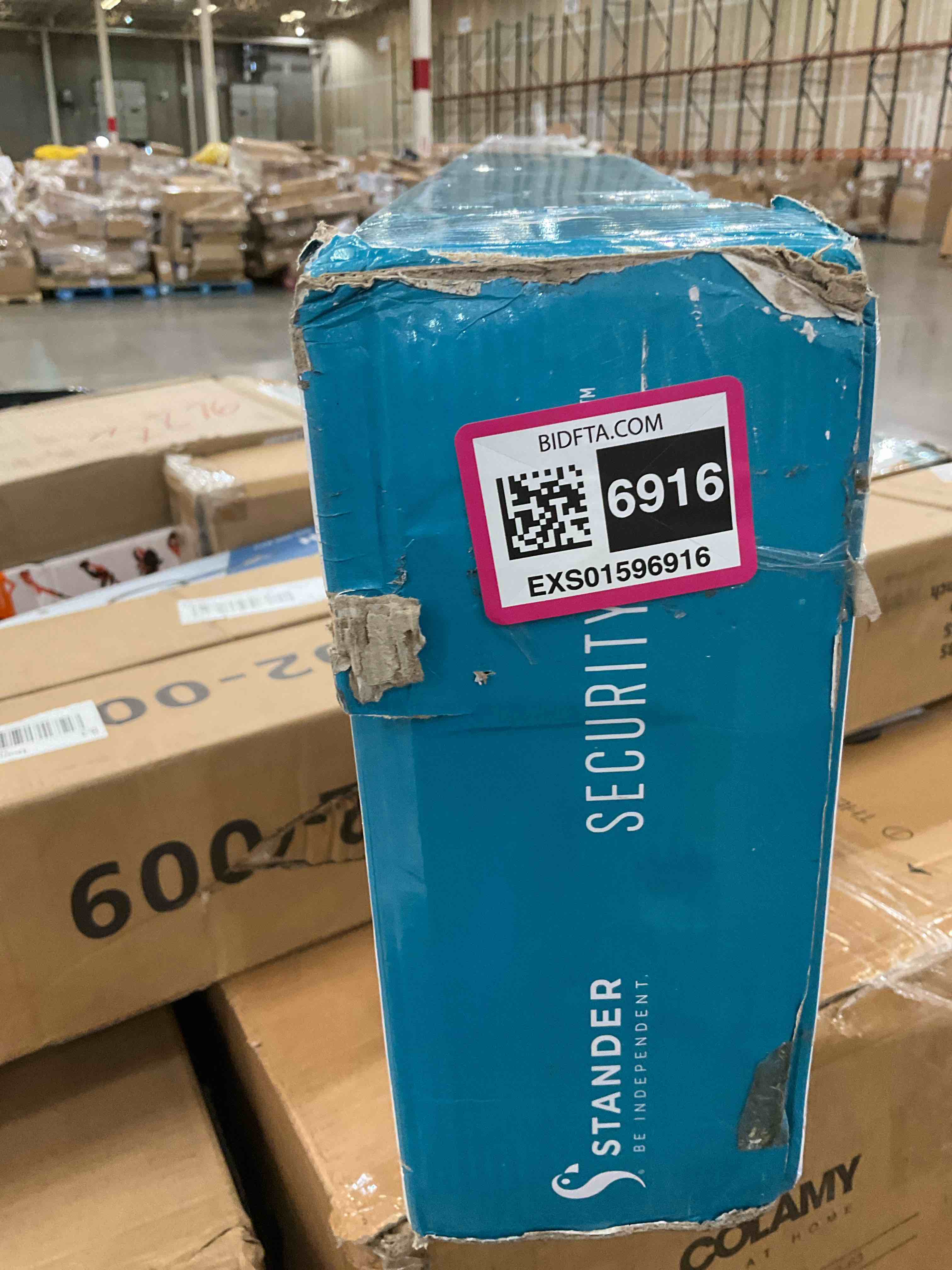 https://s3.amazonaws.com/lotting-images-prod/BargainHunt/EXS01596916_1719933561985.jpeg