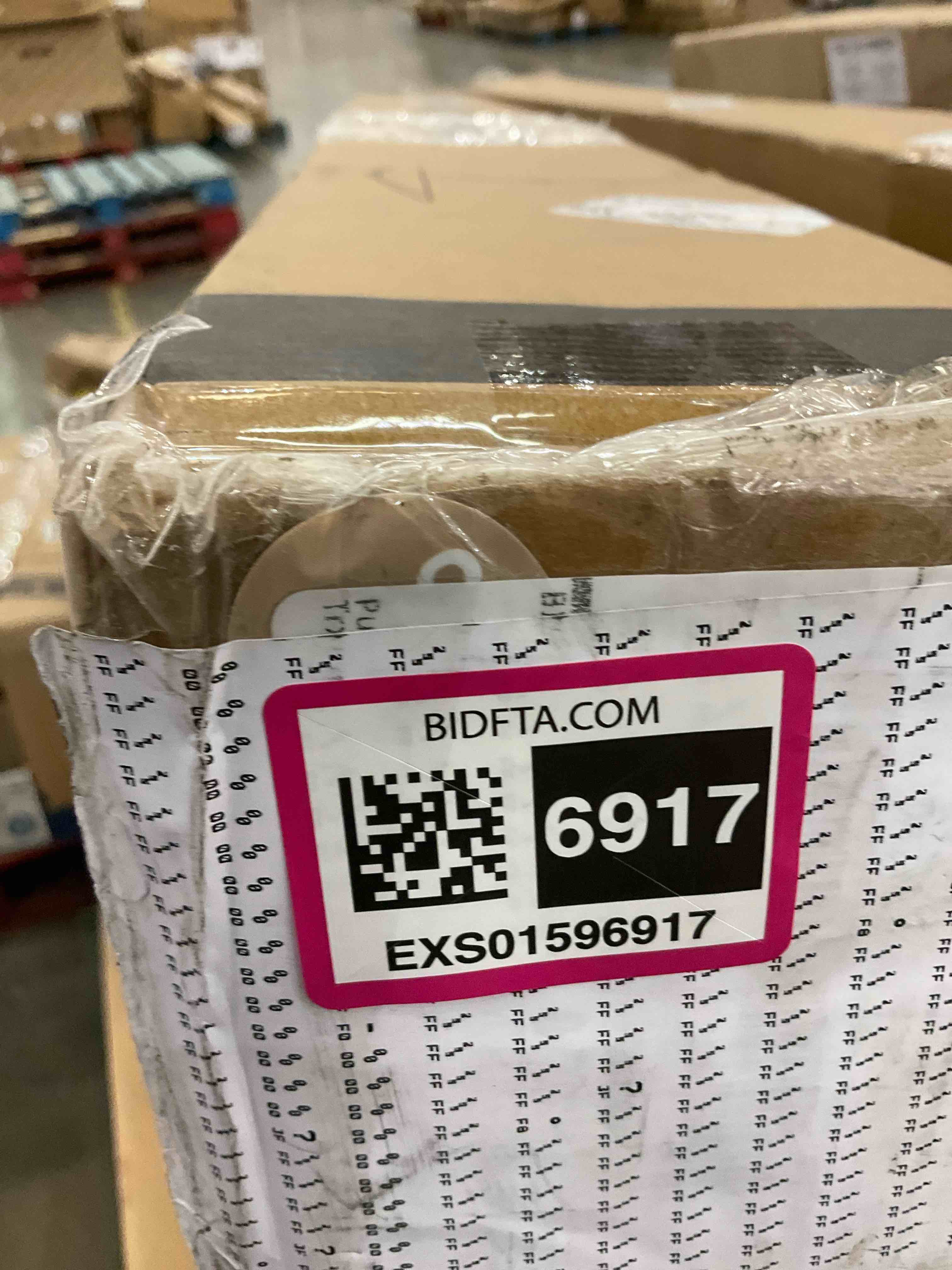 https://s3.amazonaws.com/lotting-images-prod/BargainHunt/EXS01596917_1719933627092.jpeg