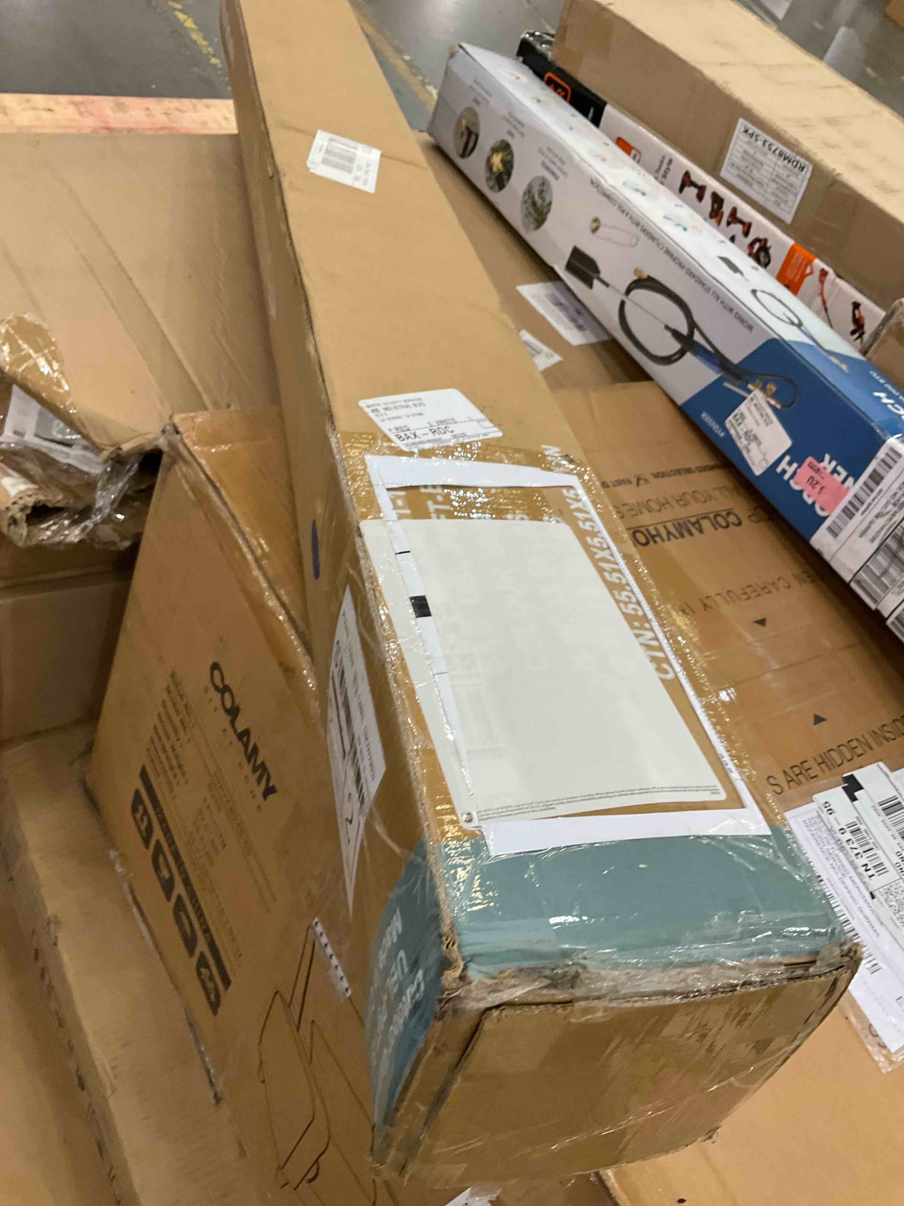 https://s3.amazonaws.com/lotting-images-prod/BargainHunt/EXS01596918_1719933699460.jpeg