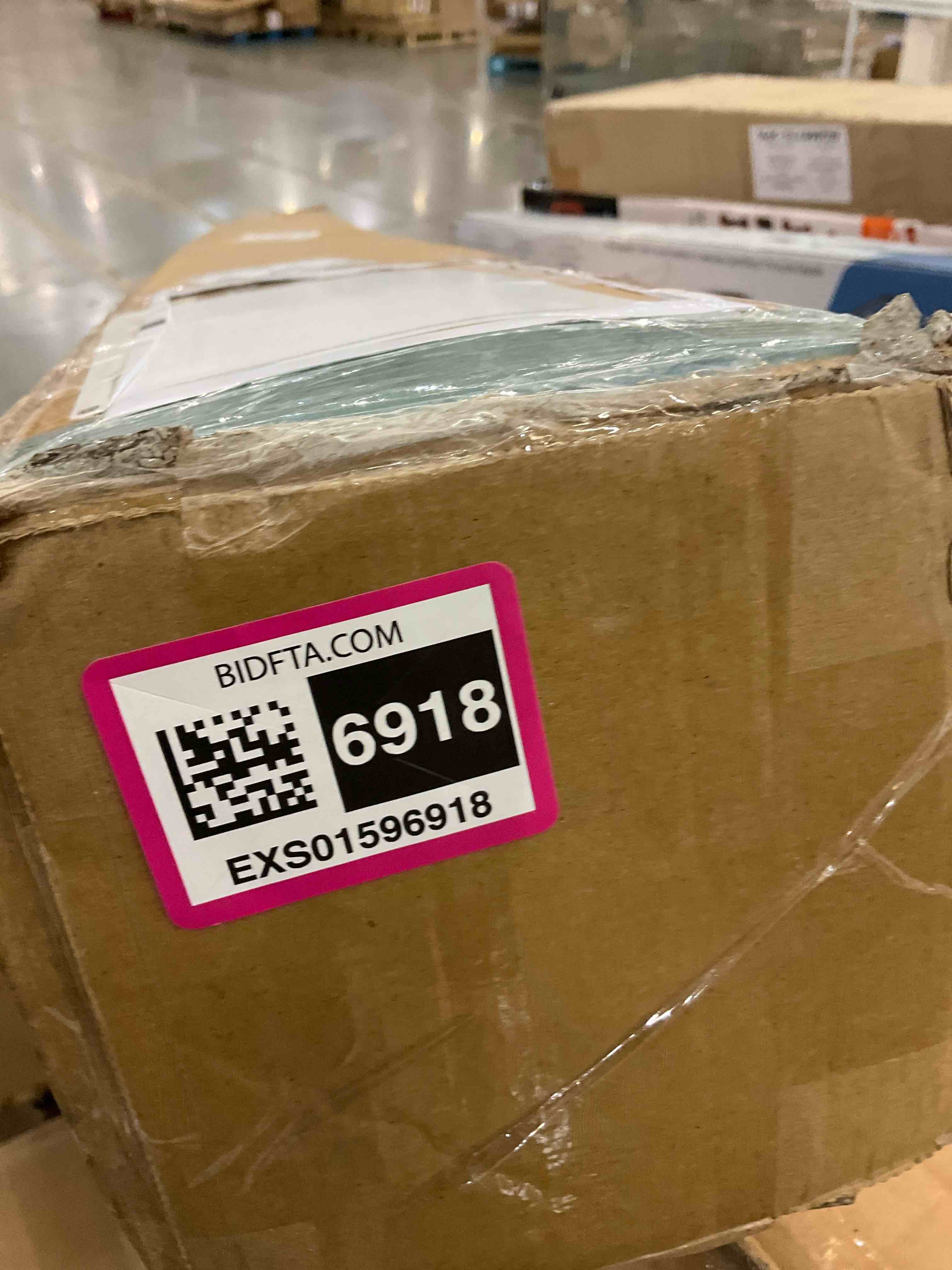 https://s3.amazonaws.com/lotting-images-prod/BargainHunt/EXS01596918_1719933710106.jpeg