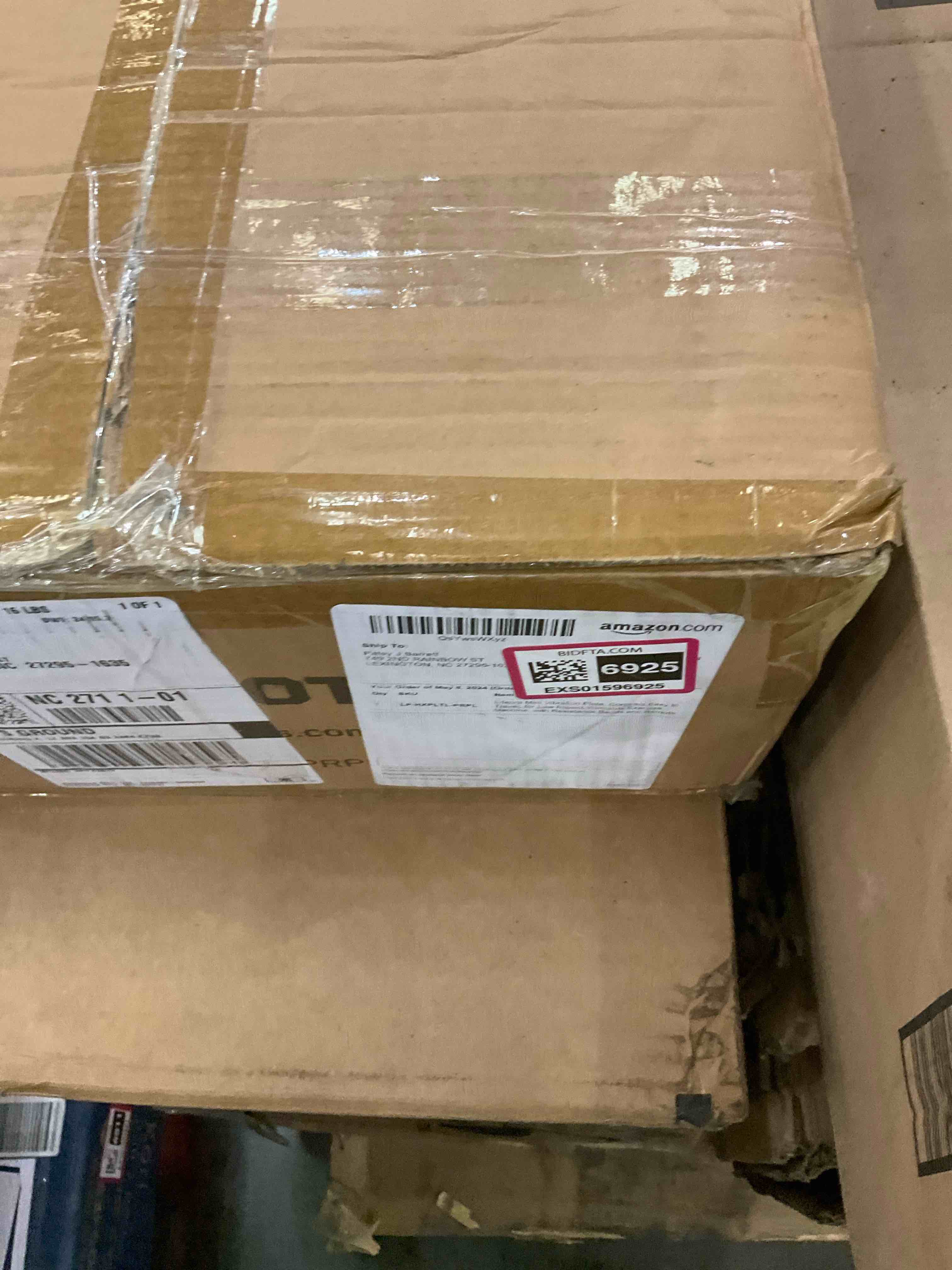 https://s3.amazonaws.com/lotting-images-prod/BargainHunt/EXS01596925_1719938770973.jpeg