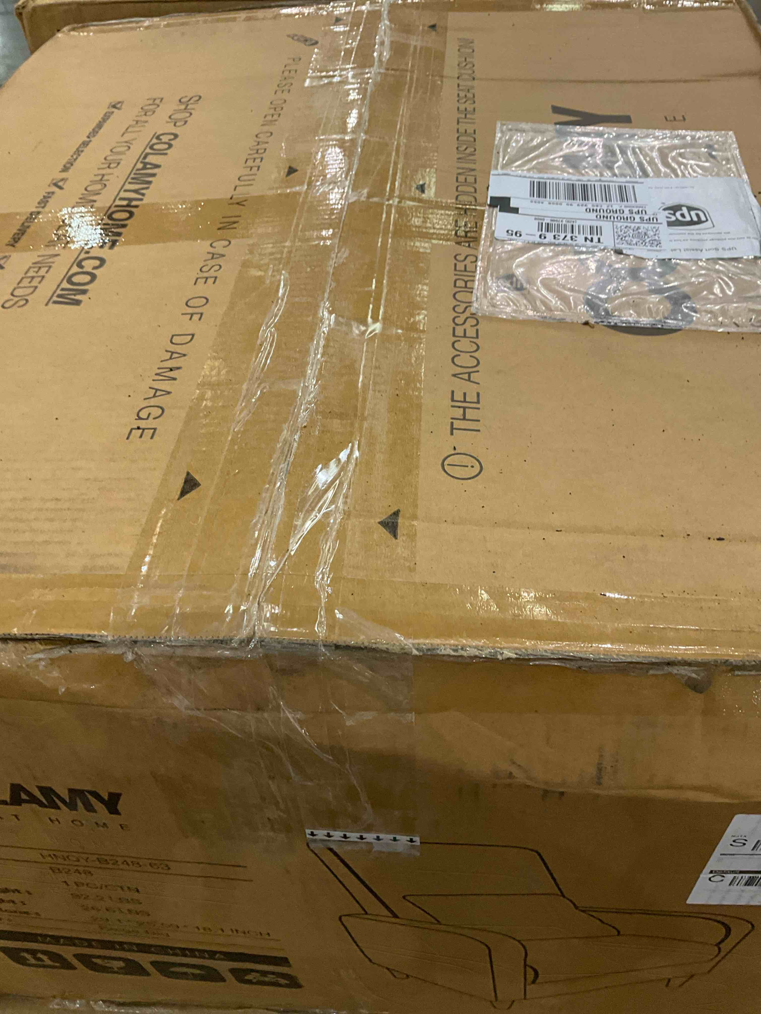 https://s3.amazonaws.com/lotting-images-prod/BargainHunt/EXS01596928_1719938972203.jpeg