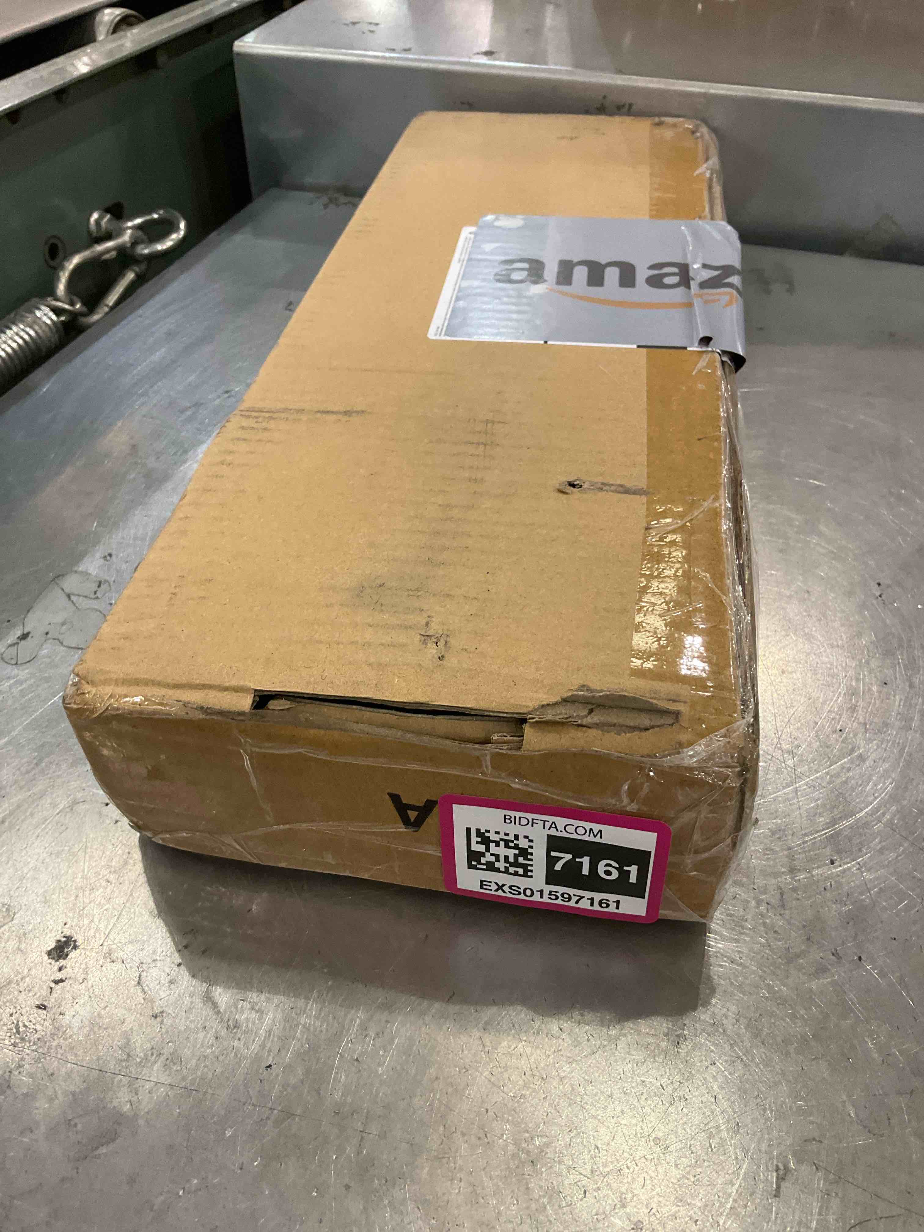 Fomcet 40" Tall Metal Adjustable Over The Table Rod Stand with Clamps 39"-75" Length Gold Table Arch for Wedding Birthday Party Anniversary Christmas Decoration Supplies