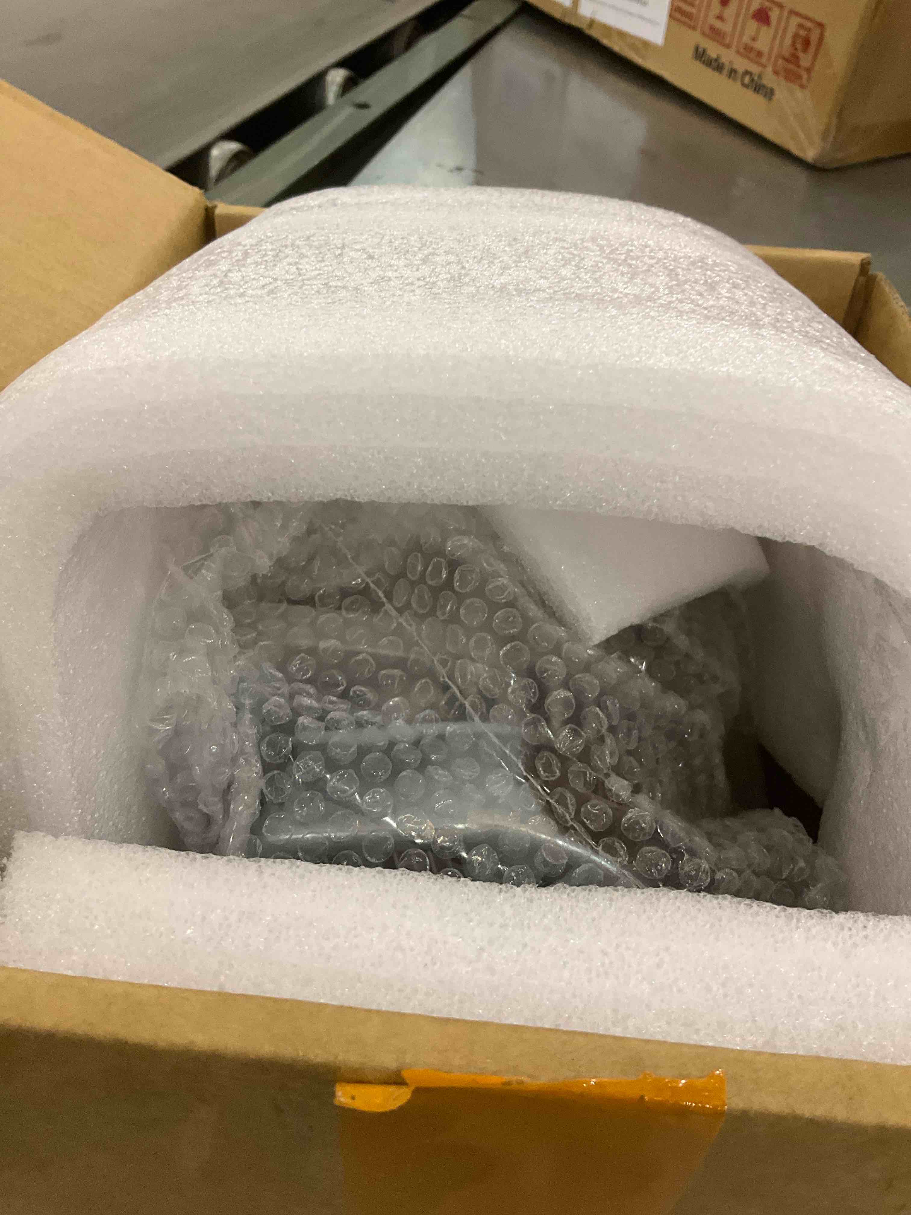 https://s3.amazonaws.com/lotting-images-prod/BargainHunt/EXS01597294_1719498684728.jpeg