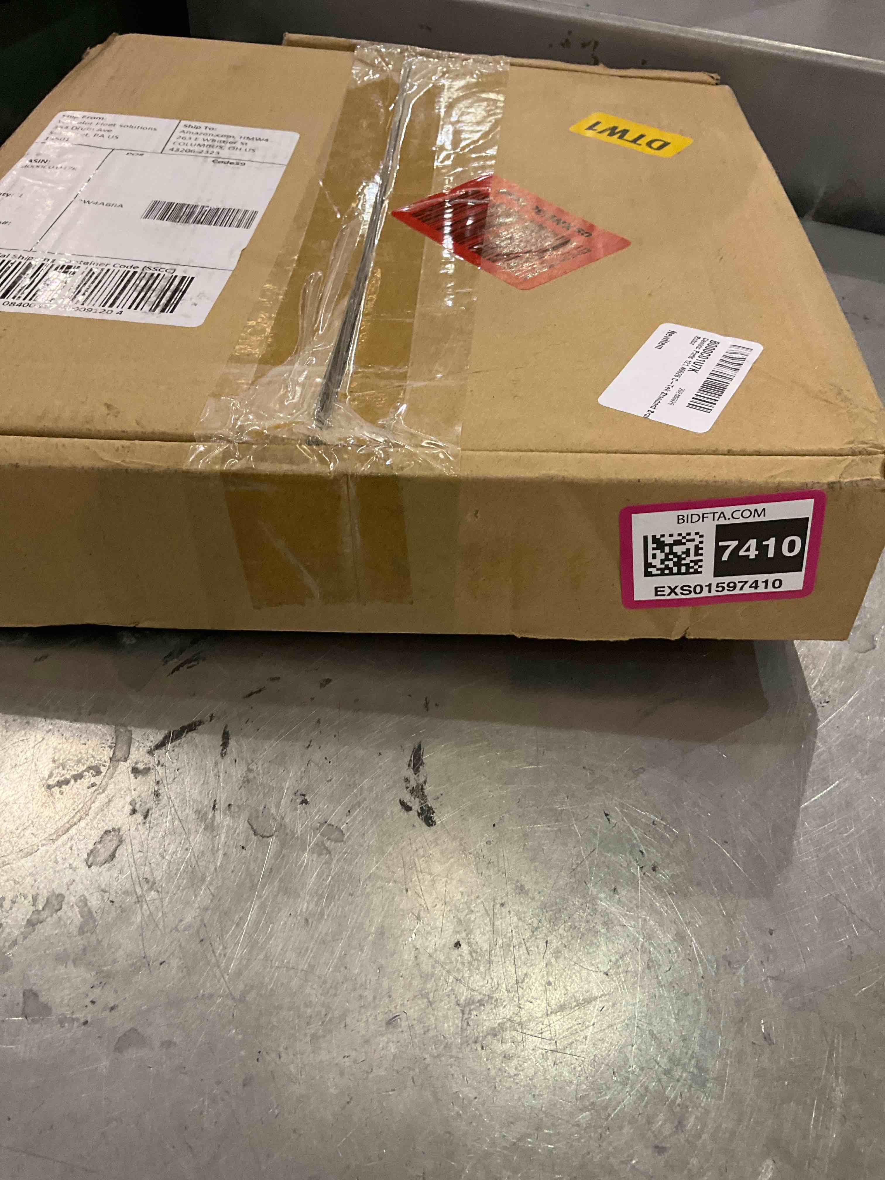 https://s3.amazonaws.com/lotting-images-prod/BargainHunt/EXS01597410_1719578248965.jpeg