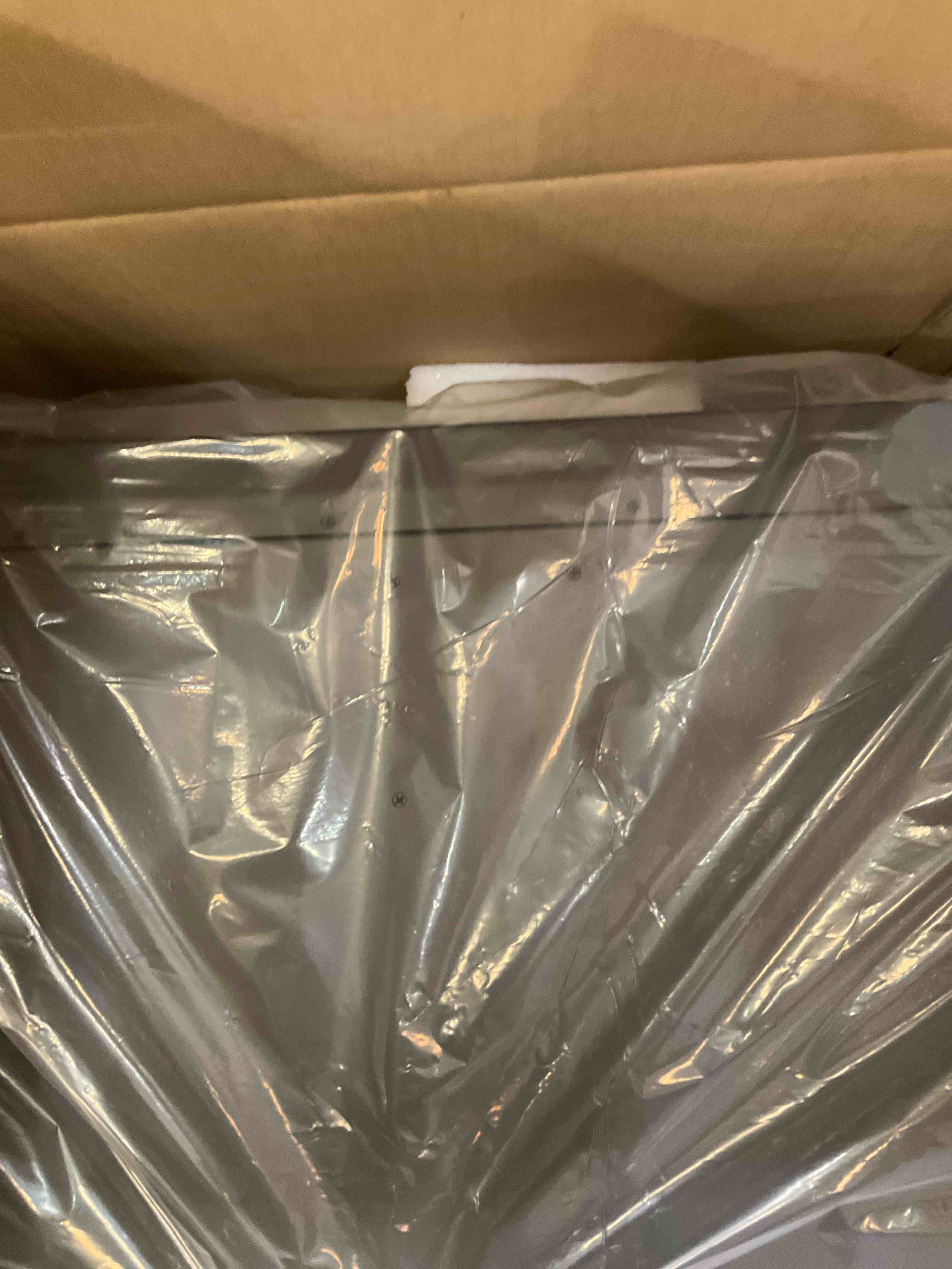 https://s3.amazonaws.com/lotting-images-prod/BargainHunt/EXS01597638_1723223608433.jpeg