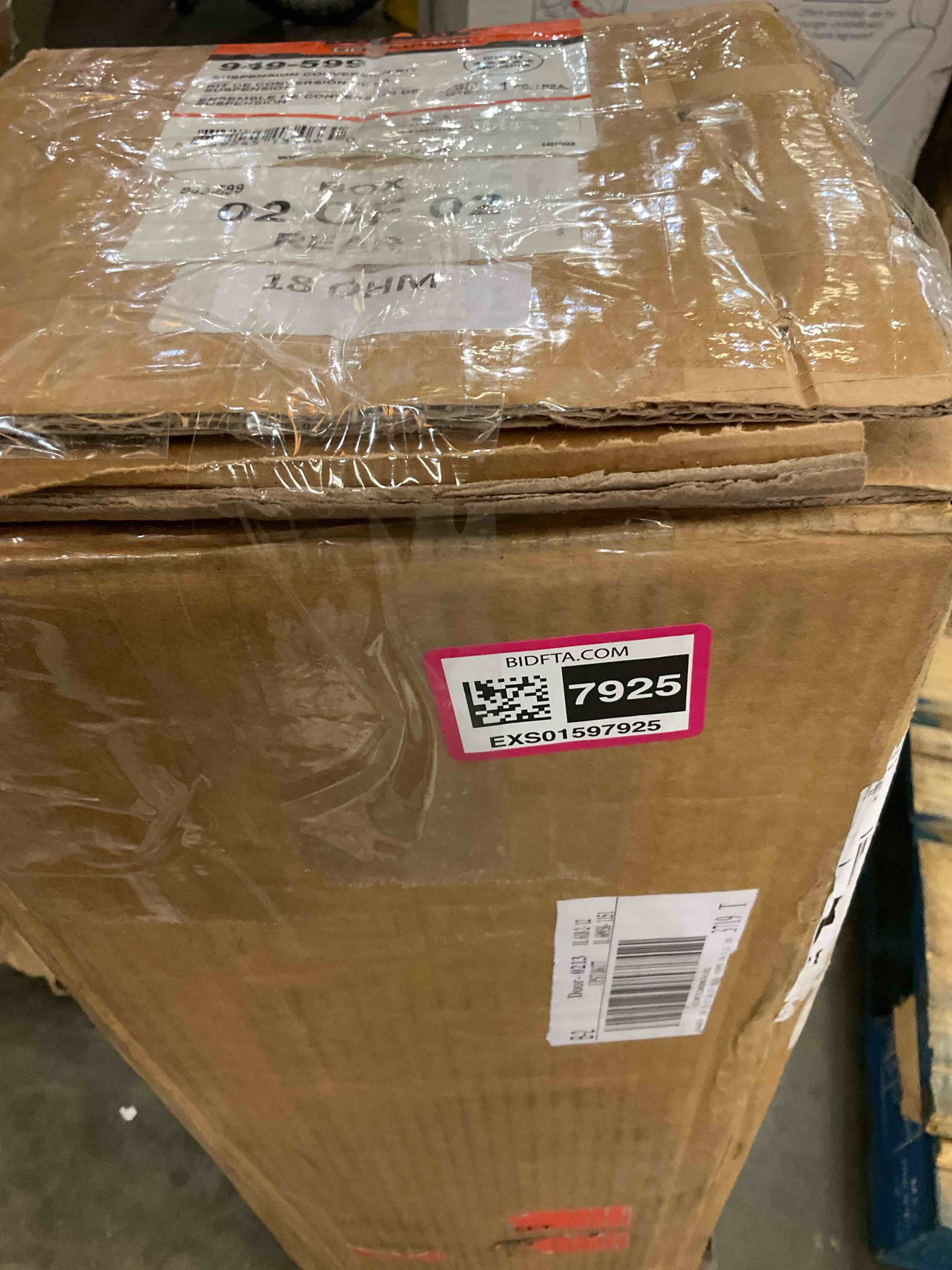 https://s3.amazonaws.com/lotting-images-prod/BargainHunt/EXS01597925_1723569163431.jpeg