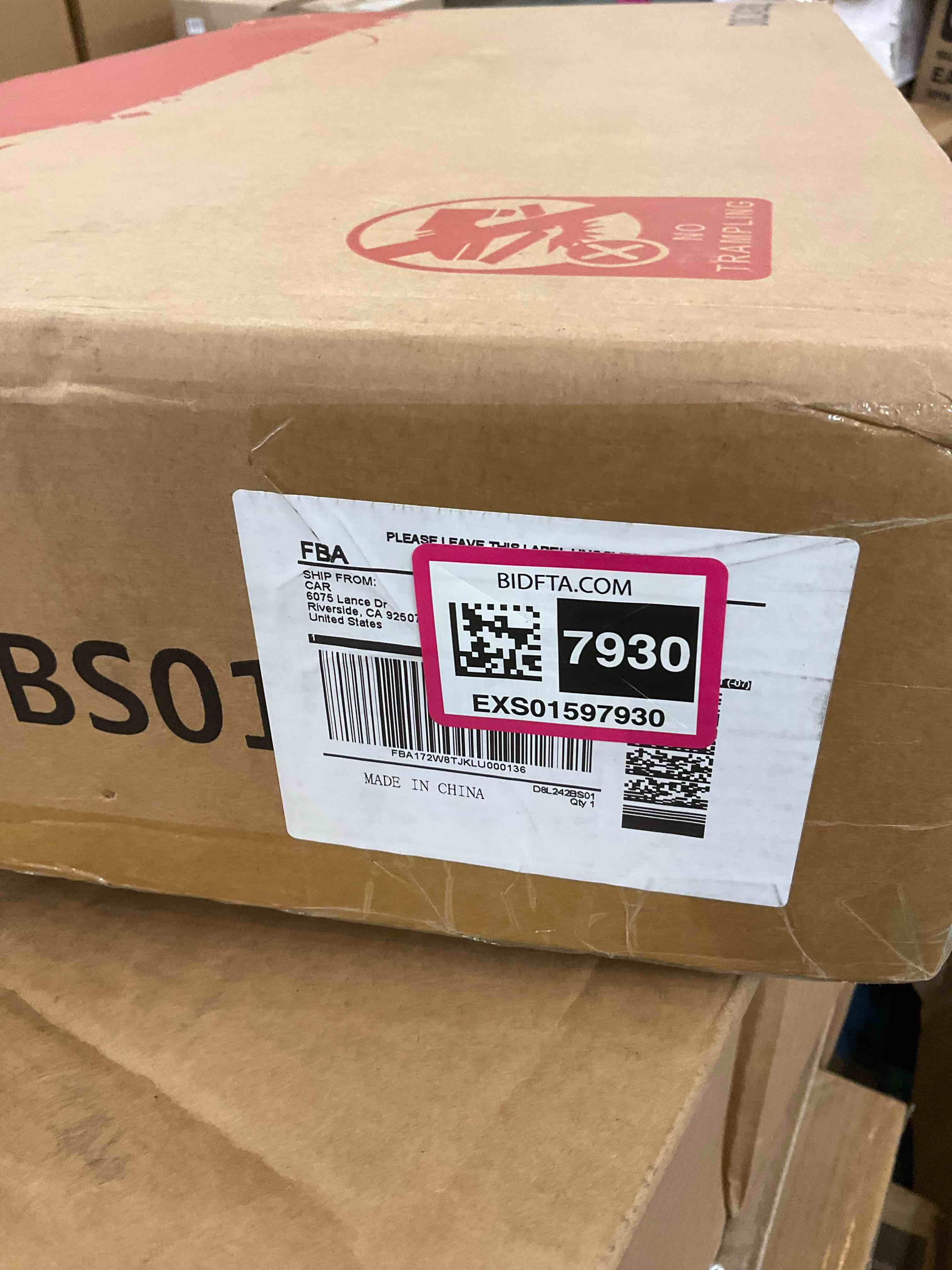https://s3.amazonaws.com/lotting-images-prod/BargainHunt/EXS01597930_1723569608122.jpeg