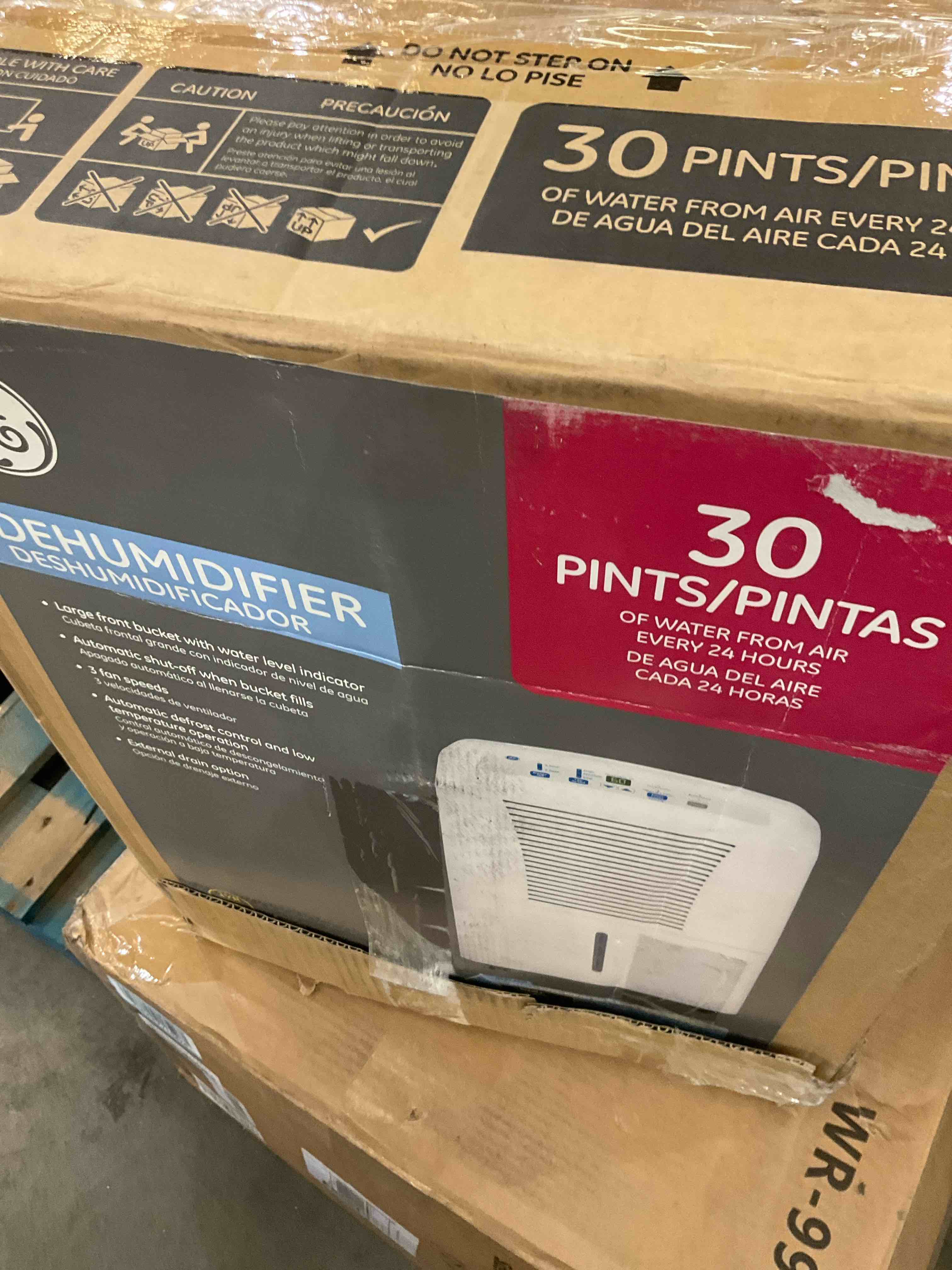https://s3.amazonaws.com/lotting-images-prod/BargainHunt/EXS01597938_1723570413389.jpeg
