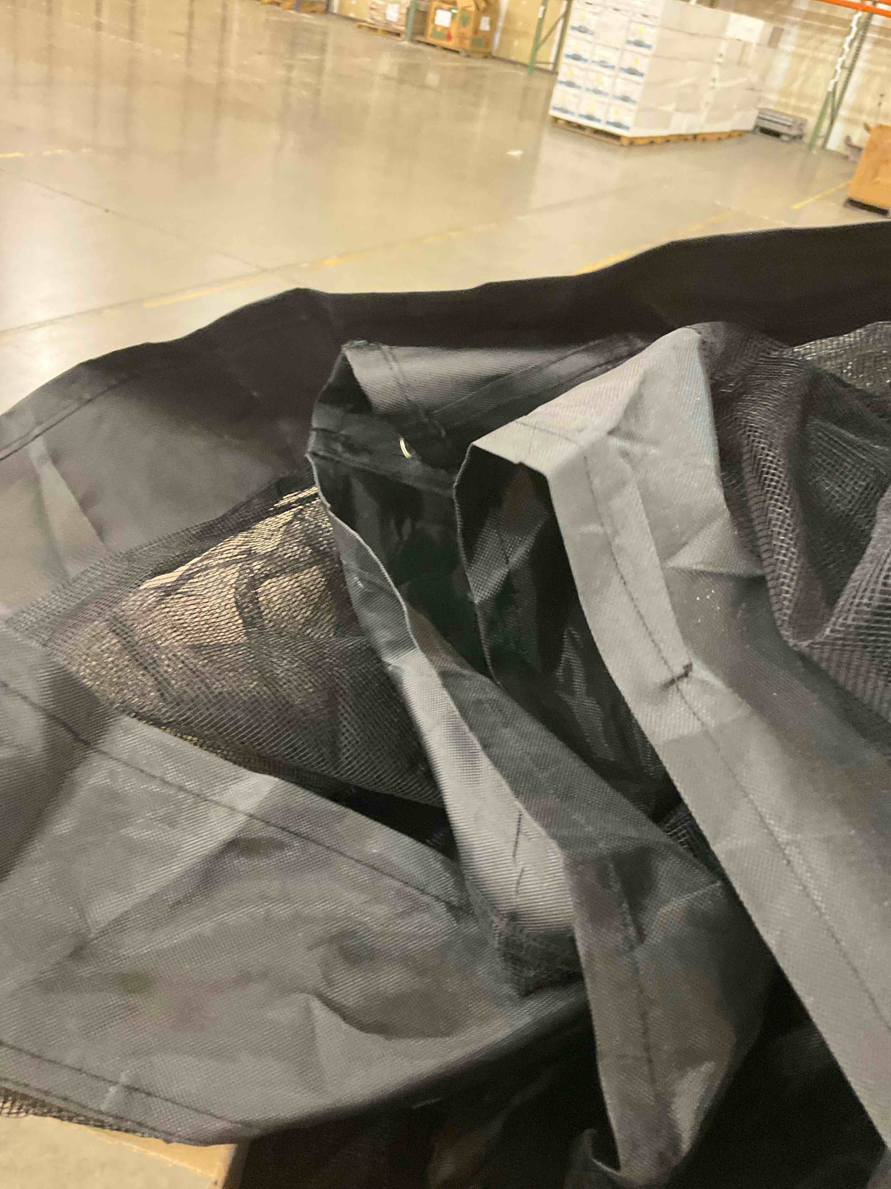 https://s3.amazonaws.com/lotting-images-prod/BargainHunt/EXS01597941_1723570817265.jpeg