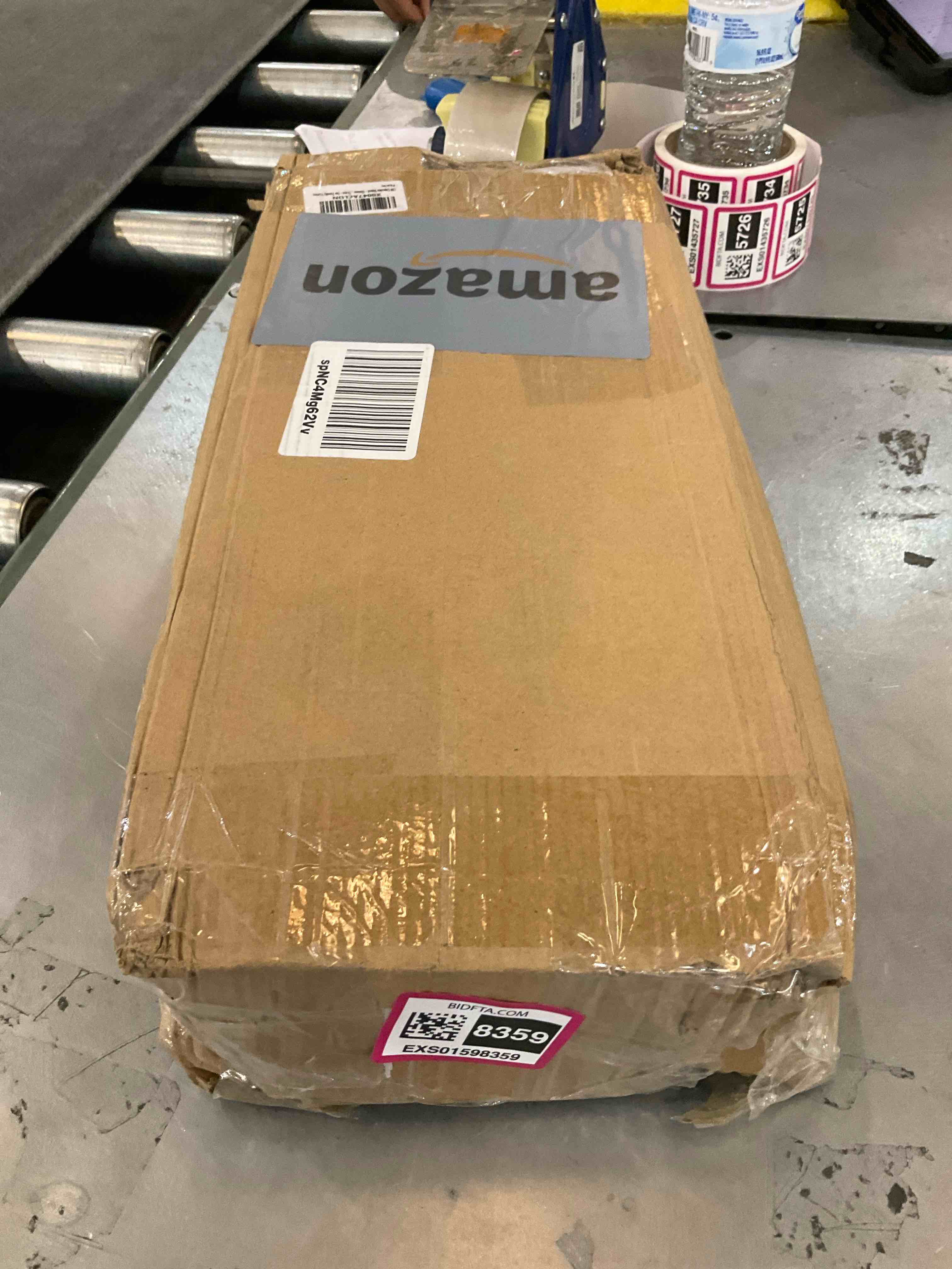 https://s3.amazonaws.com/lotting-images-prod/BargainHunt/EXS01598359_1719328219850.jpeg