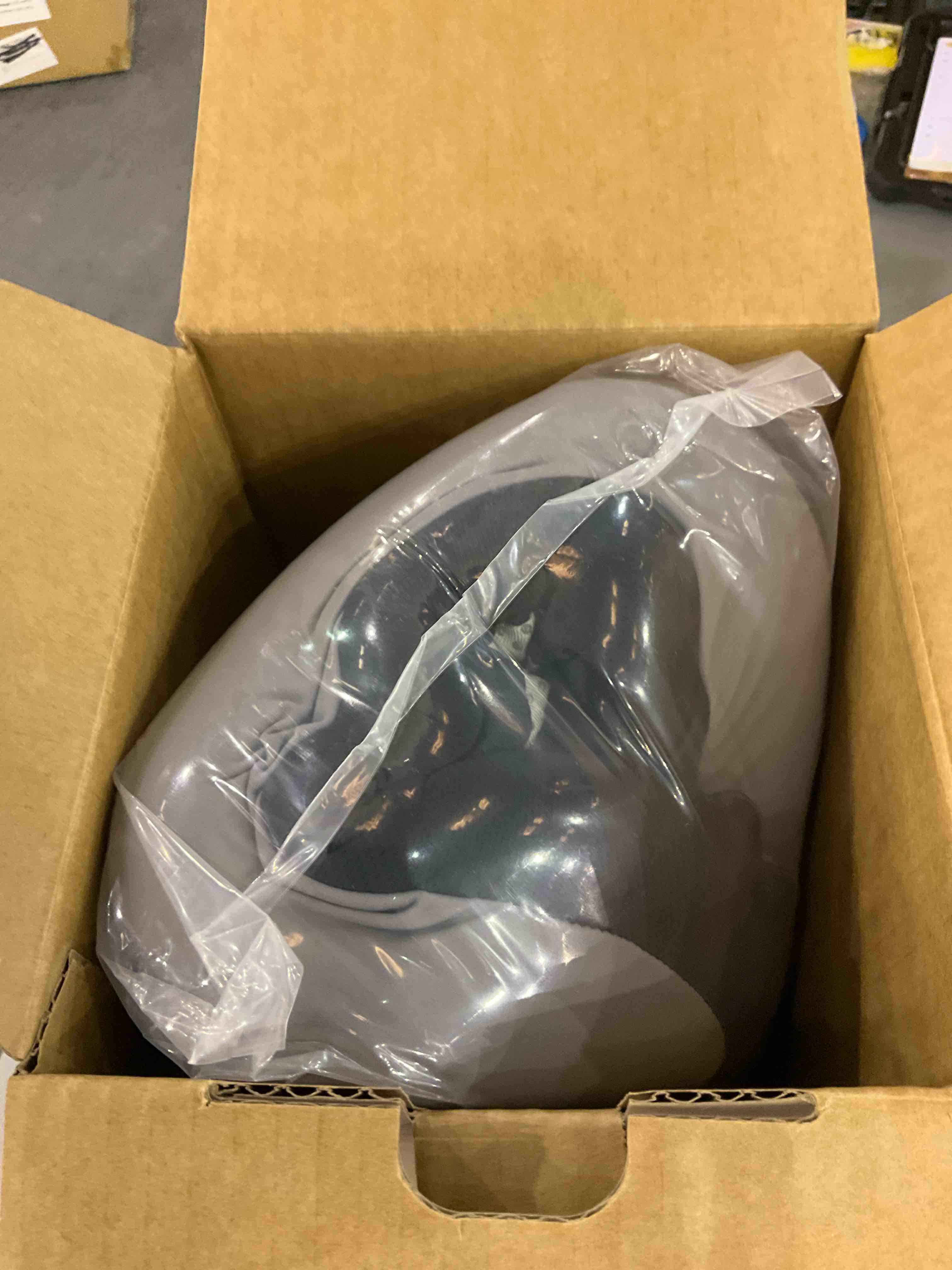 https://s3.amazonaws.com/lotting-images-prod/BargainHunt/EXS01598402_1719489861375.jpeg