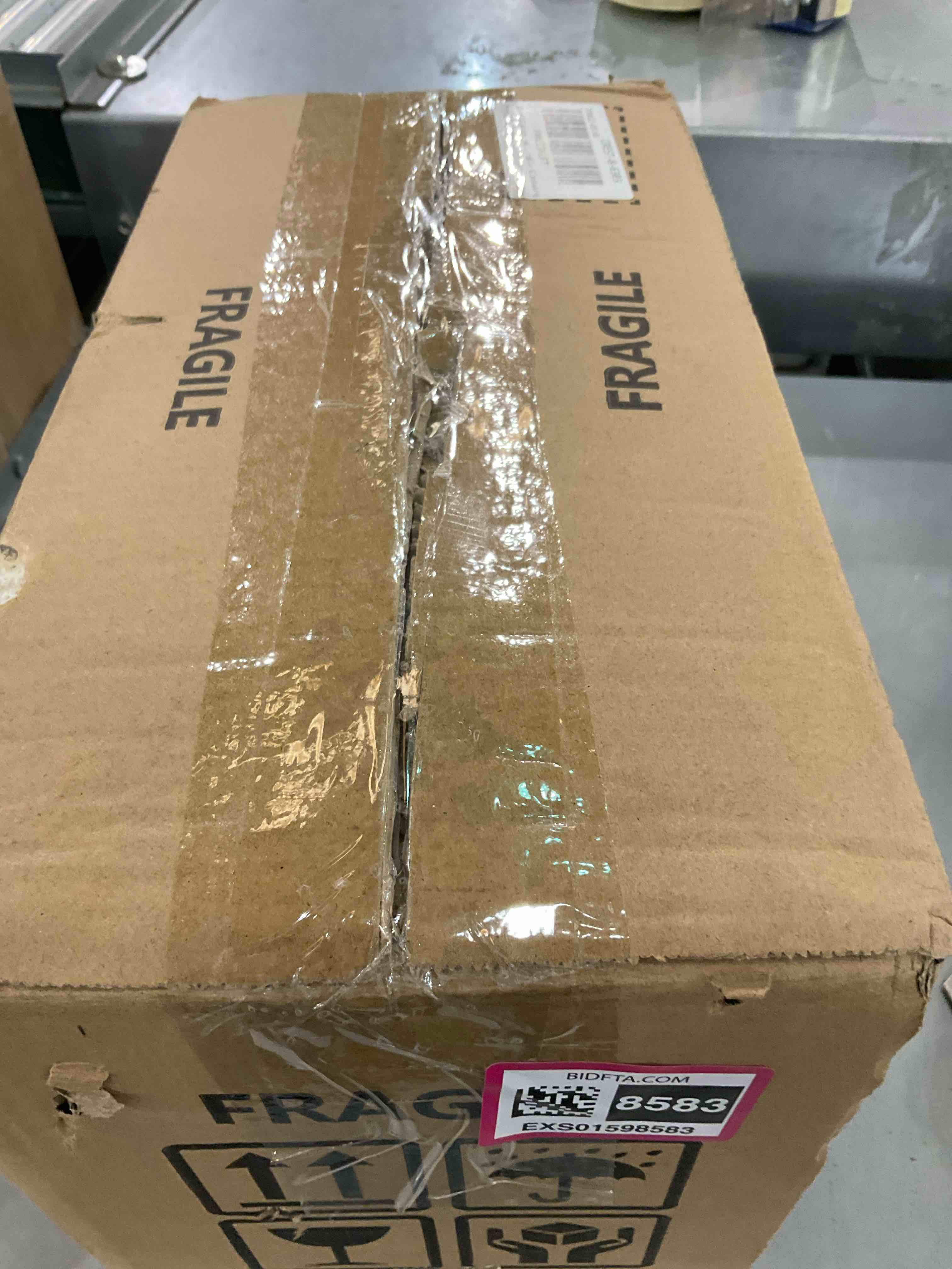 https://s3.amazonaws.com/lotting-images-prod/BargainHunt/EXS01598583_1719232536643.jpeg