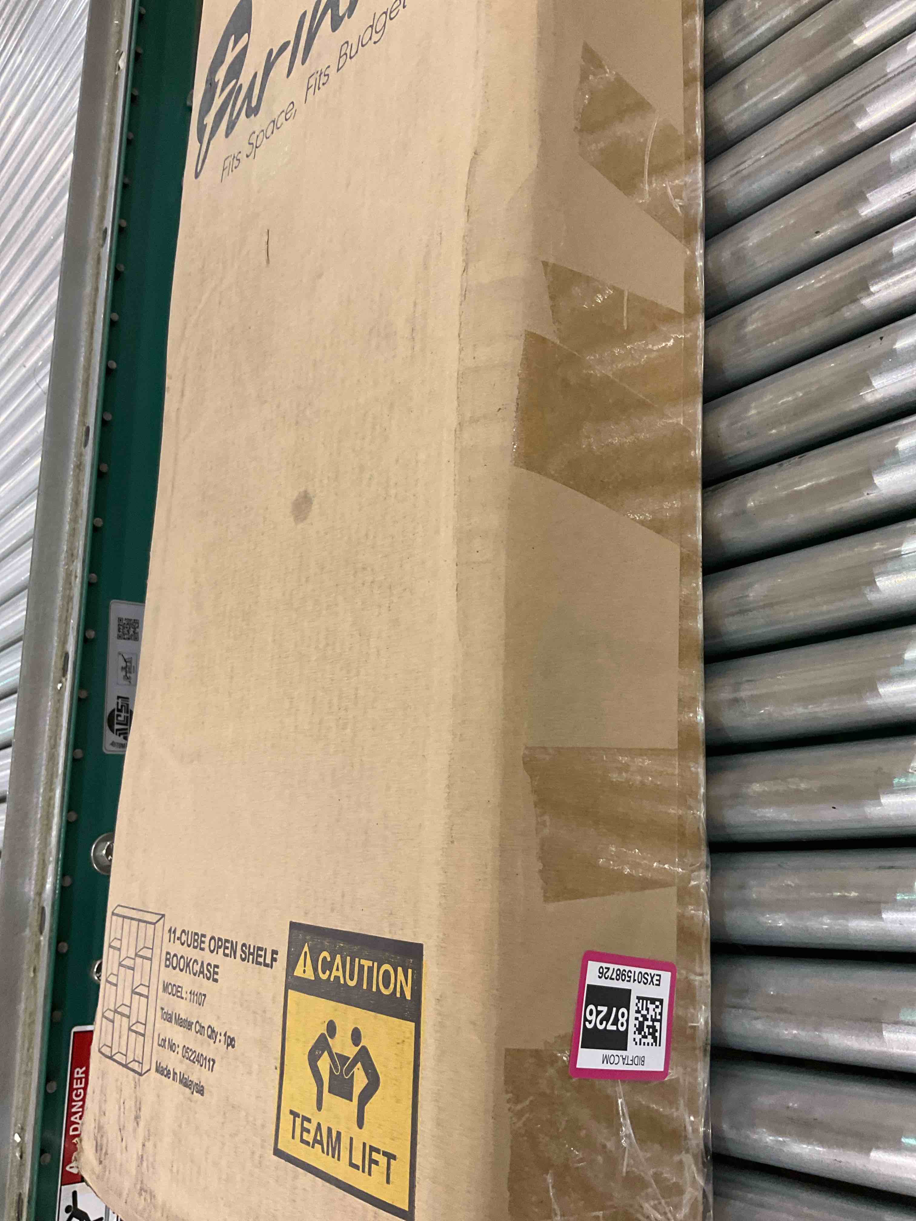 https://s3.amazonaws.com/lotting-images-prod/BargainHunt/EXS01598726_1719323185289.jpeg