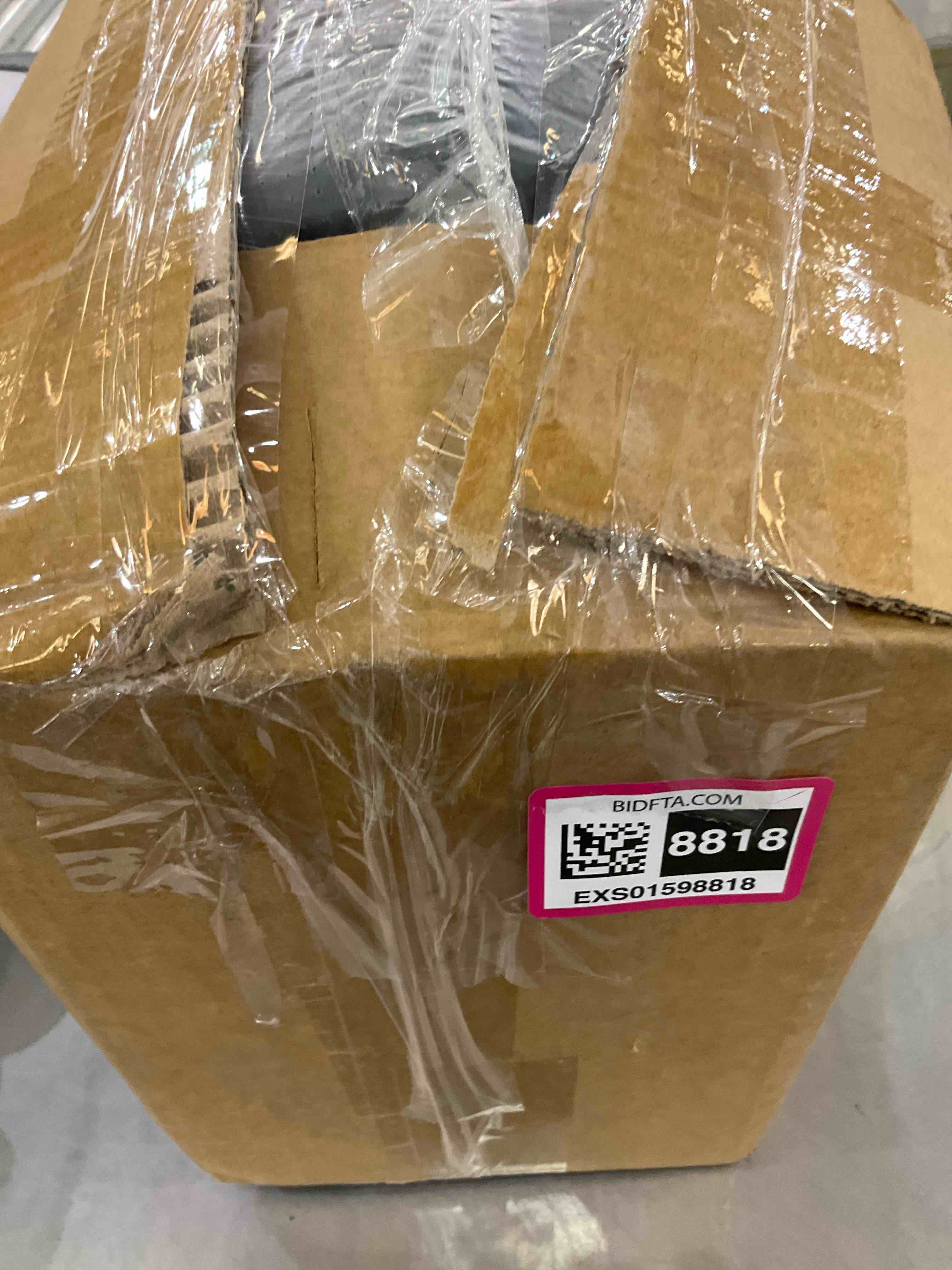 https://s3.amazonaws.com/lotting-images-prod/BargainHunt/EXS01598818_1719420789327.jpeg
