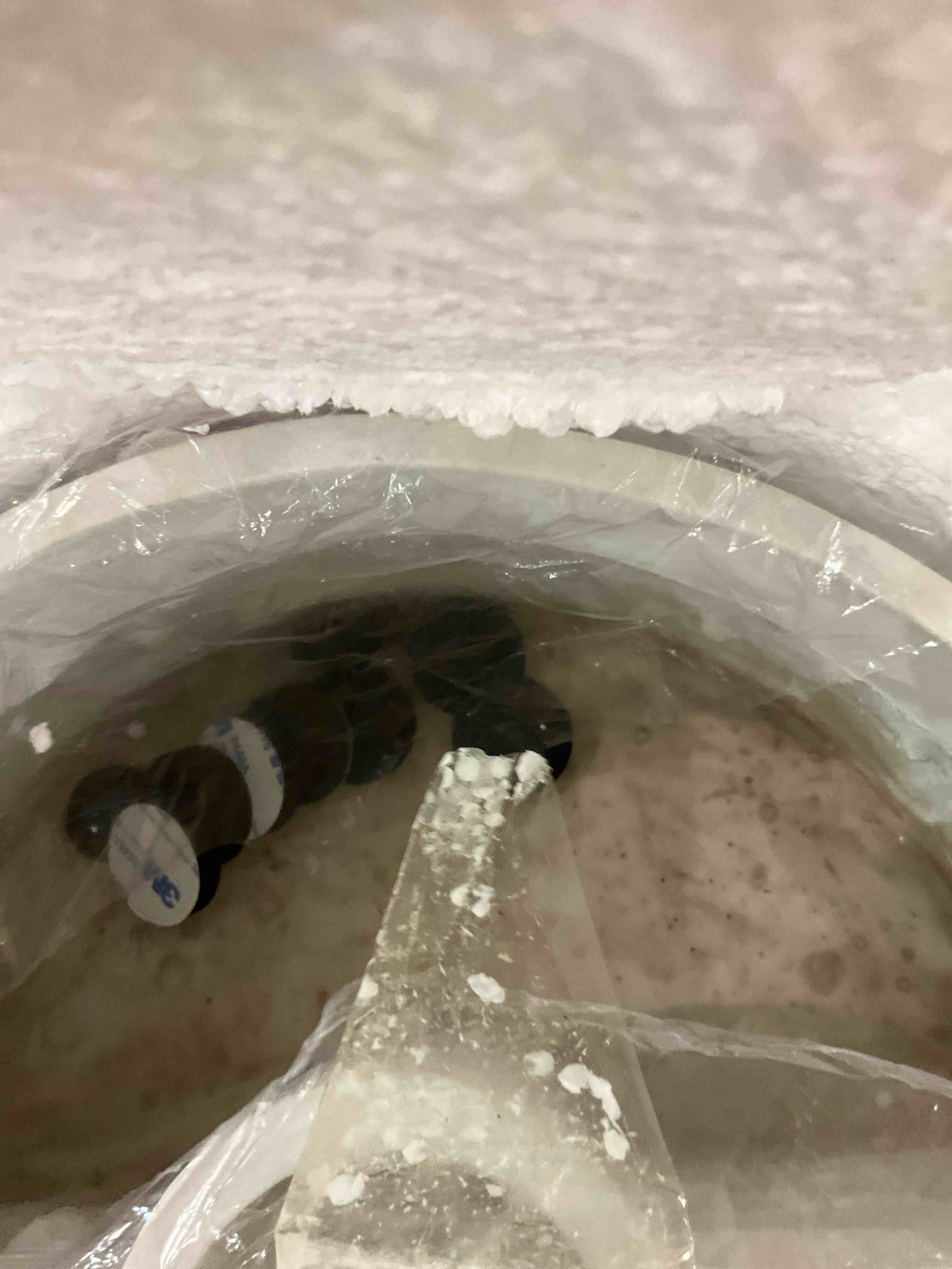 Patio Umbrella Planter 2 PCS Wrap Around Umbrella Planter with Umbrella Hole Half Round Flower Pot Outdoors?11.41 * 11.41 * 4.72inch? for Terrace Tables (White)