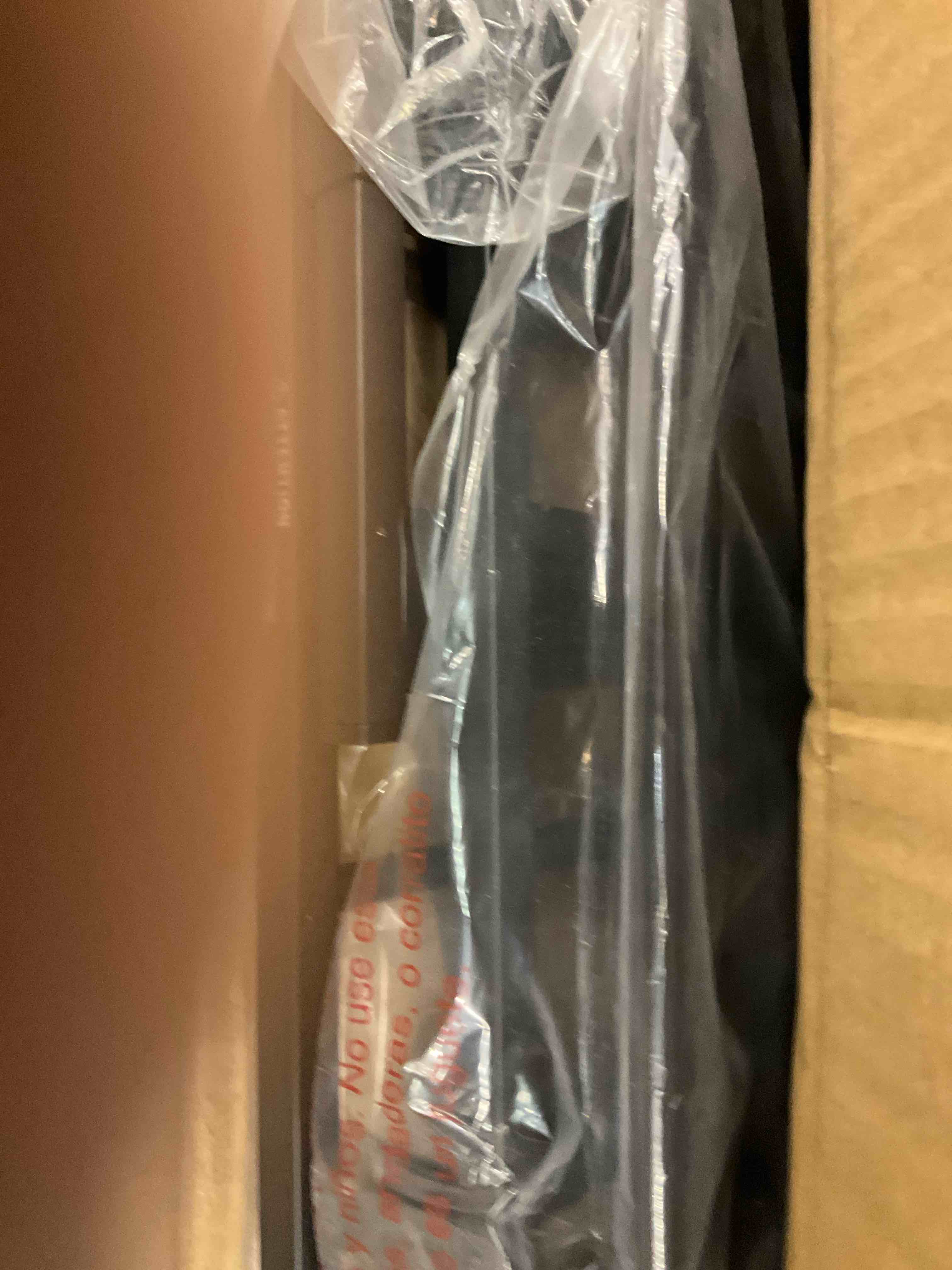 https://s3.amazonaws.com/lotting-images-prod/BargainHunt/EXS01598916_1719509038942.jpeg