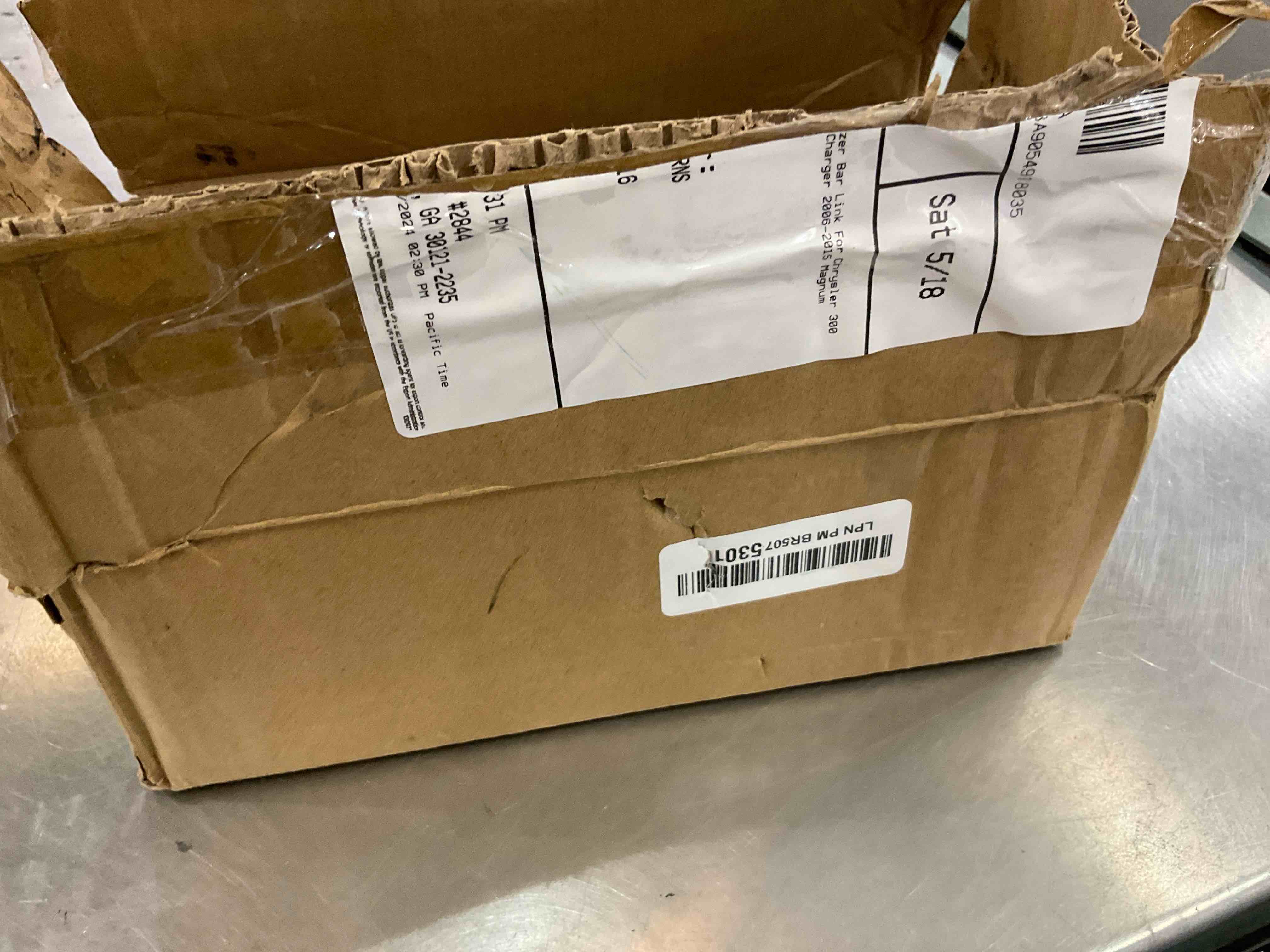 https://s3.amazonaws.com/lotting-images-prod/BargainHunt/EXS01599237_1719328190749.jpeg