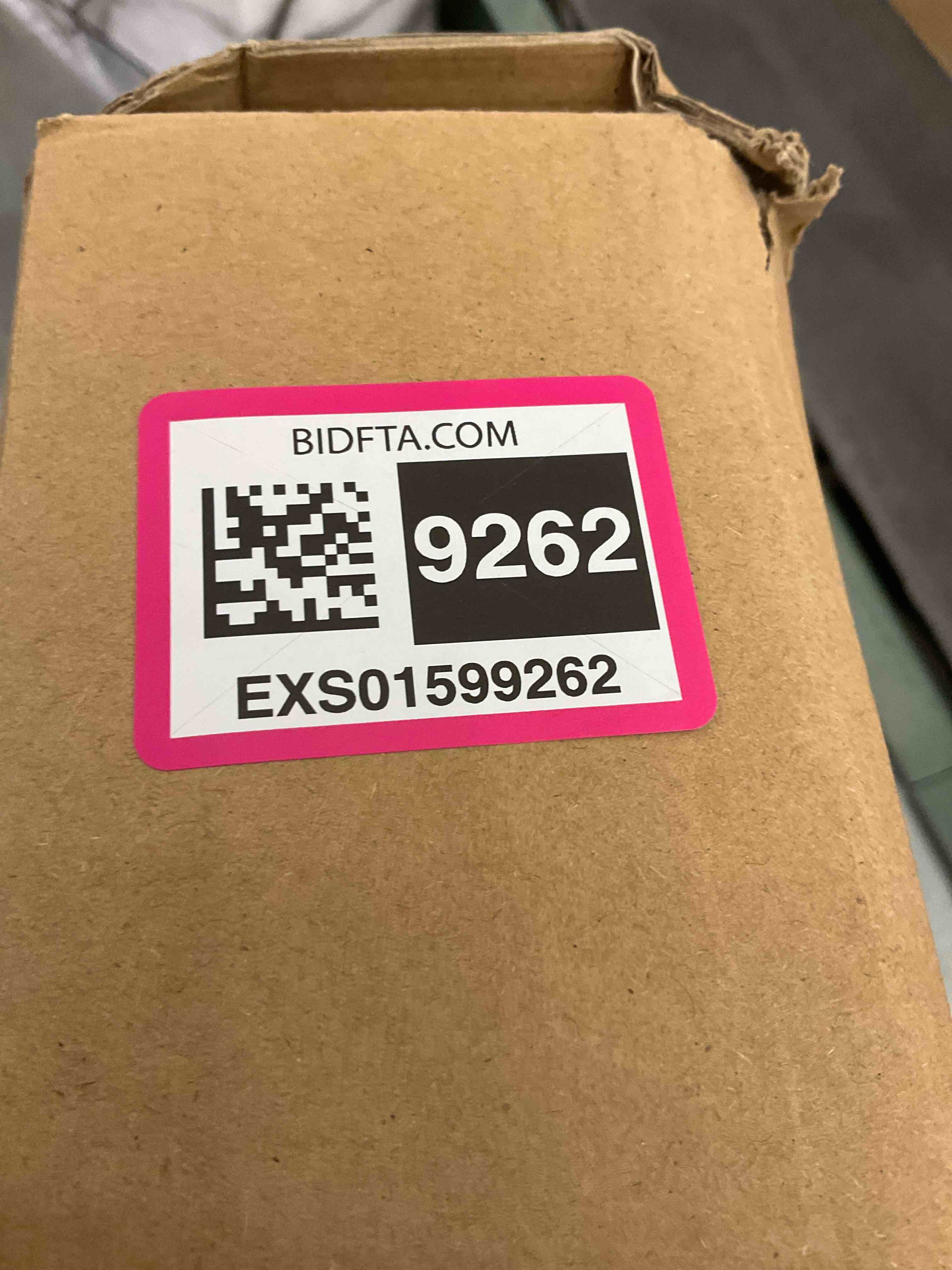 https://s3.amazonaws.com/lotting-images-prod/BargainHunt/EXS01599262_1719335304259.jpeg