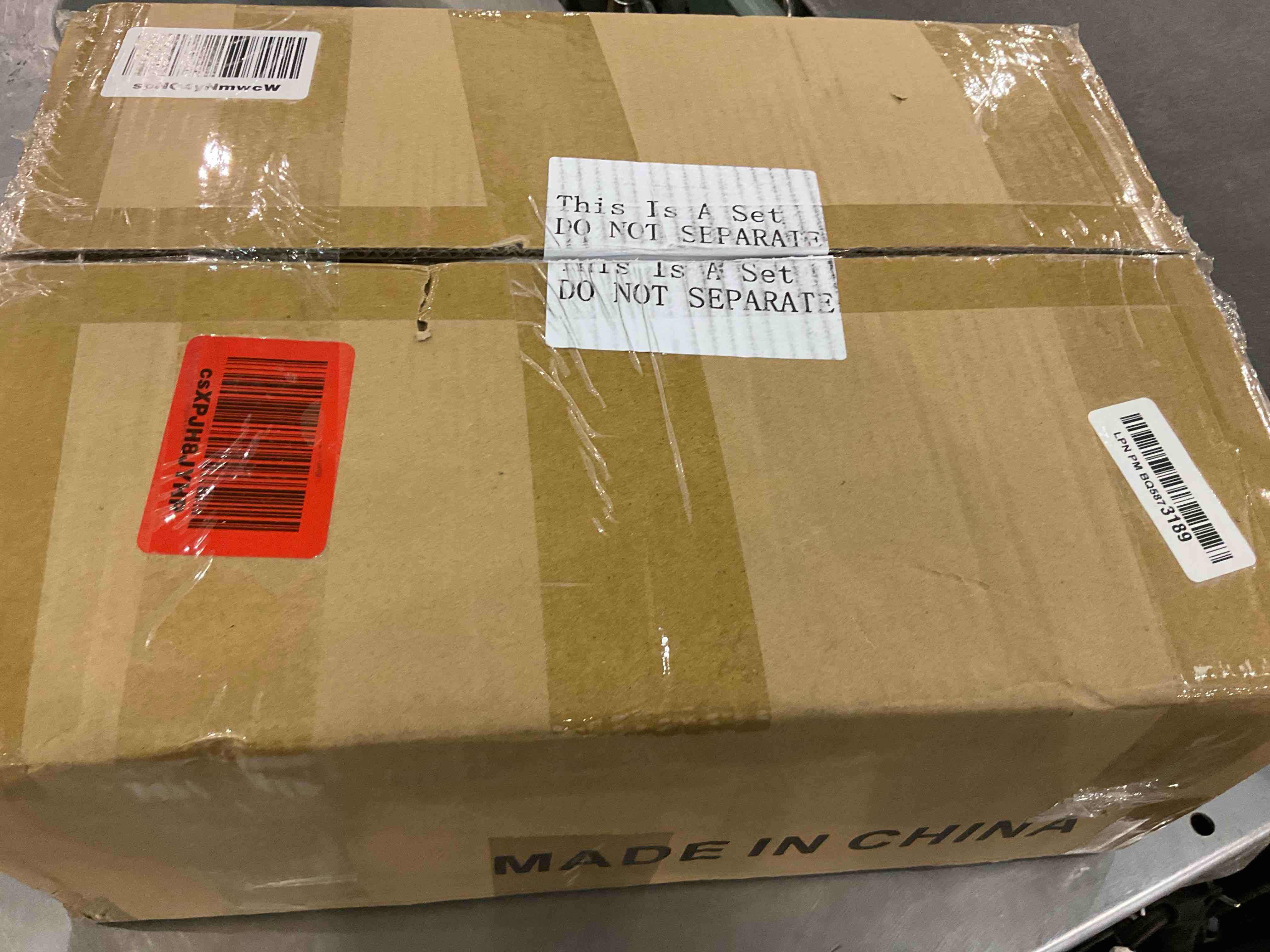 https://s3.amazonaws.com/lotting-images-prod/BargainHunt/EXS01599318_1719401379921.jpeg
