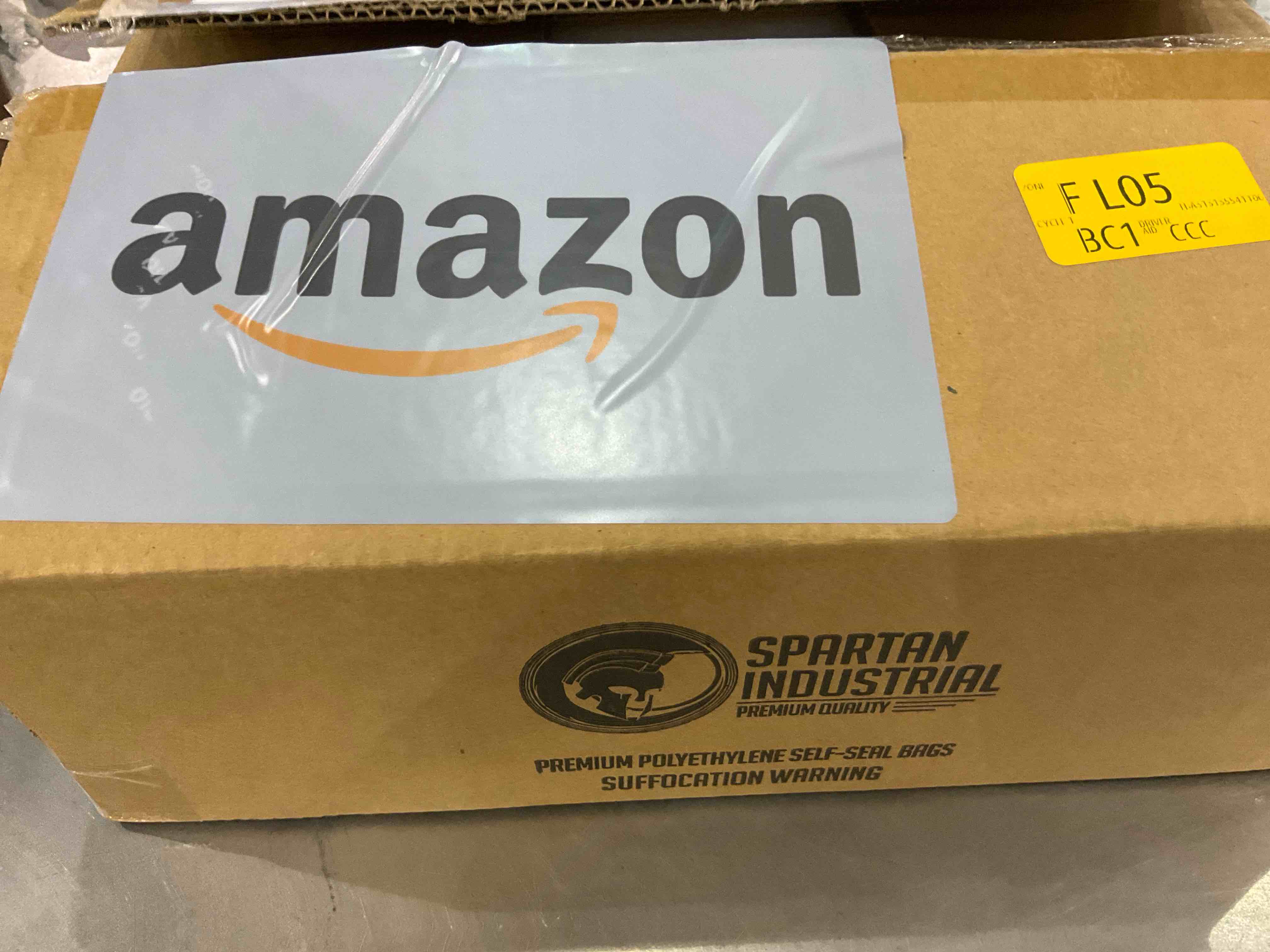 https://s3.amazonaws.com/lotting-images-prod/BargainHunt/EXS01599325_1719402461821.jpeg