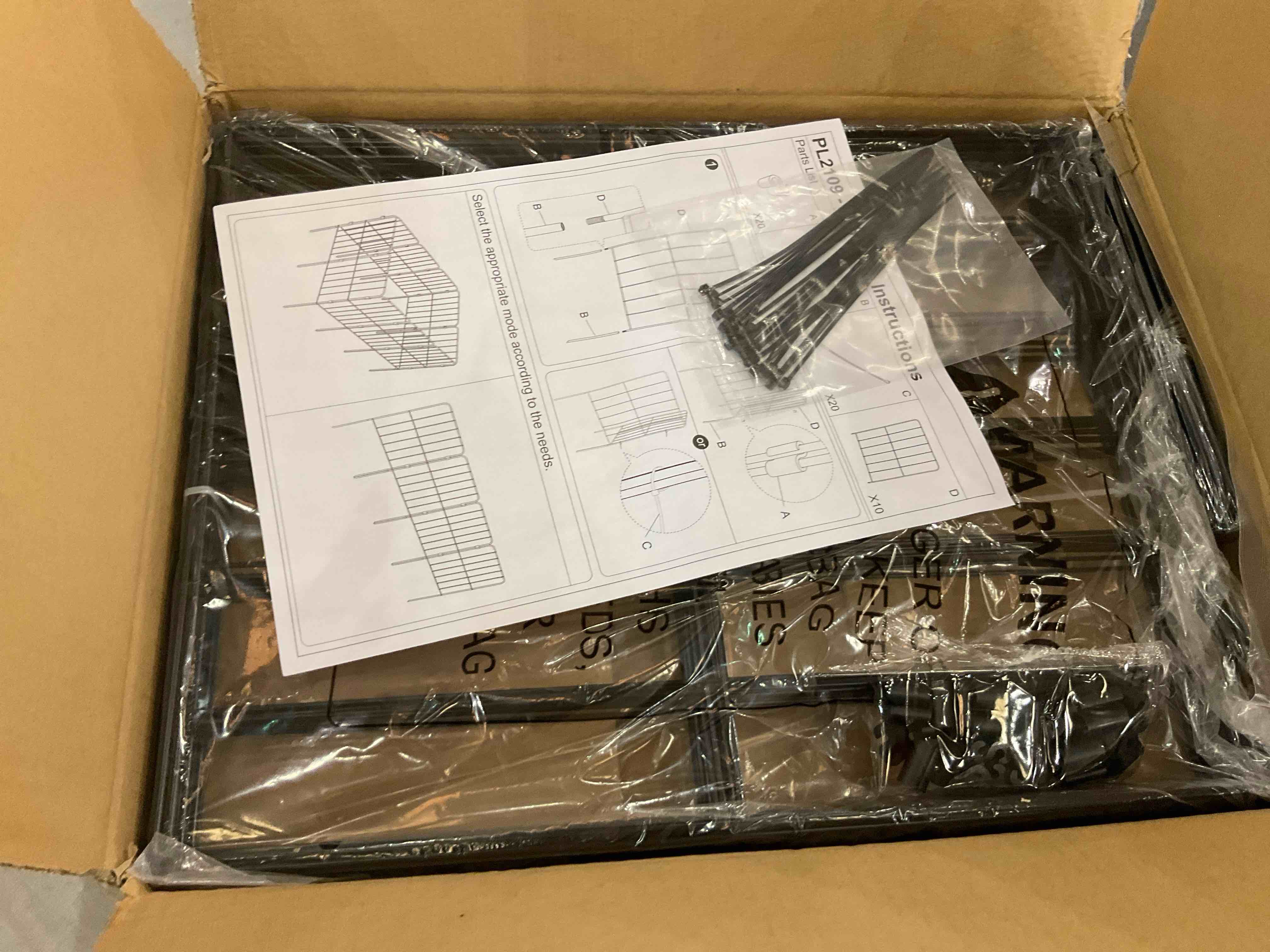 https://s3.amazonaws.com/lotting-images-prod/BargainHunt/EXS01599419_1719420140800.jpeg
