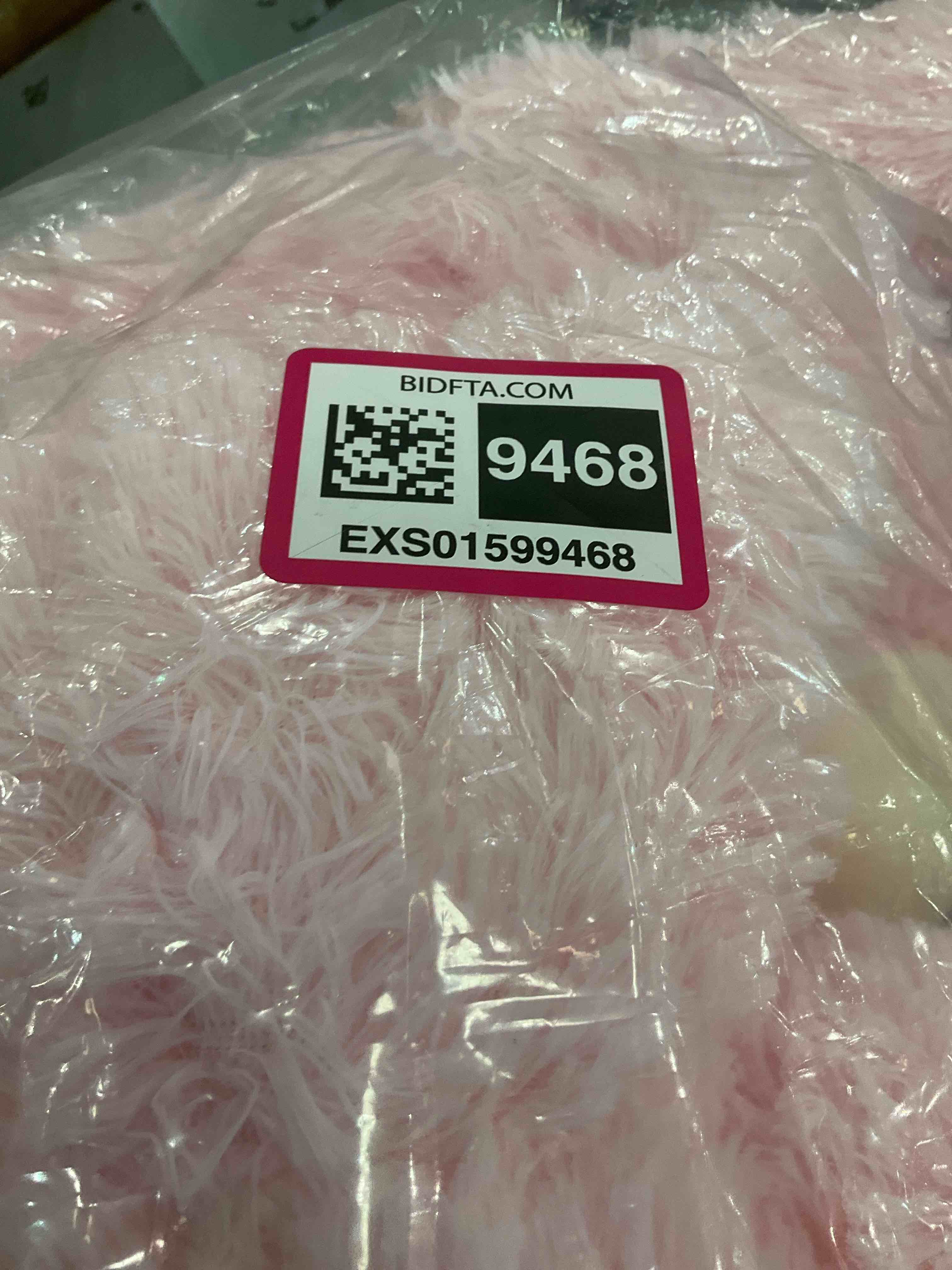 https://s3.amazonaws.com/lotting-images-prod/BargainHunt/EXS01599468_1719428748787.jpeg