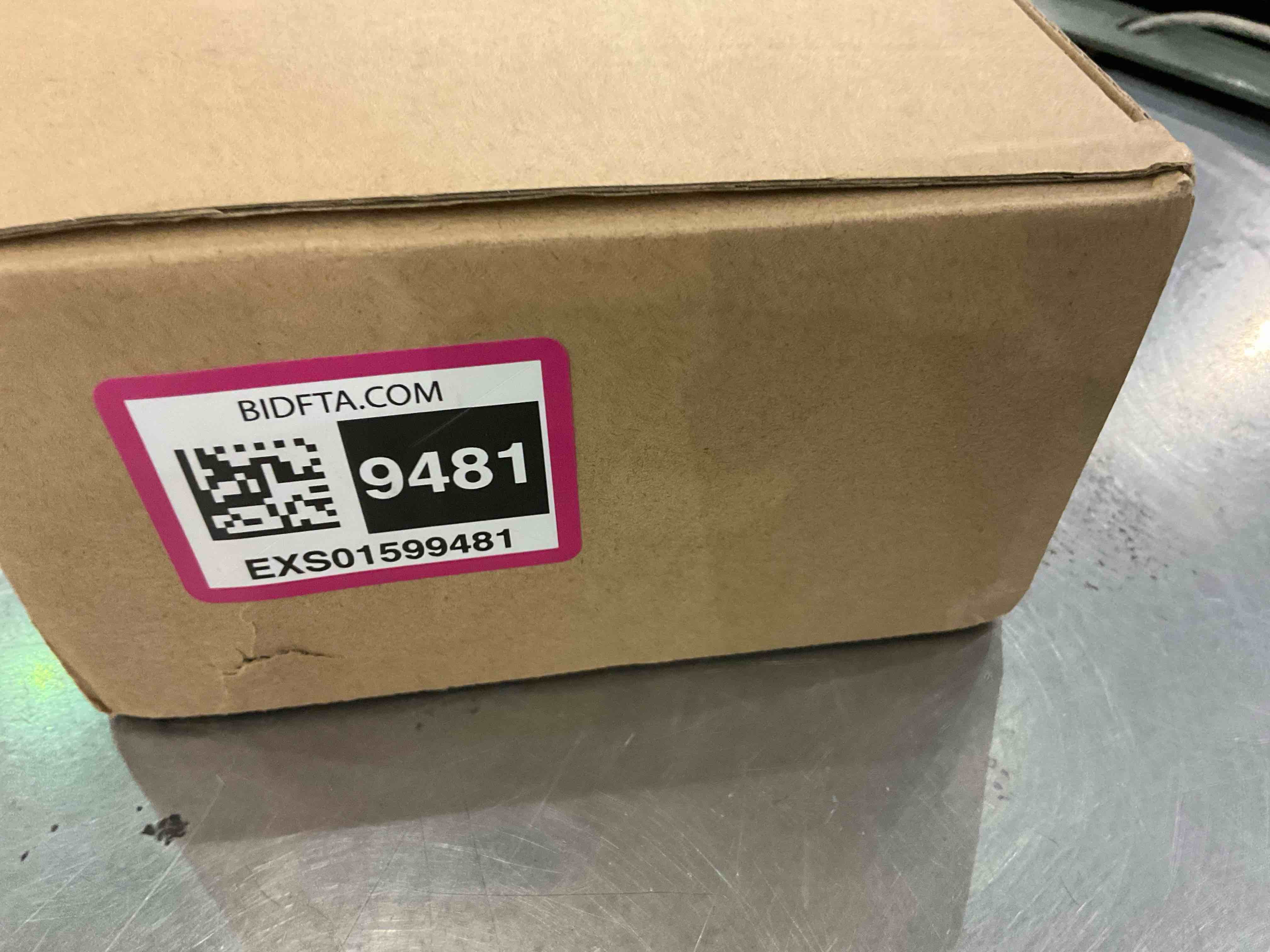 https://s3.amazonaws.com/lotting-images-prod/BargainHunt/EXS01599481_1719488577147.jpeg