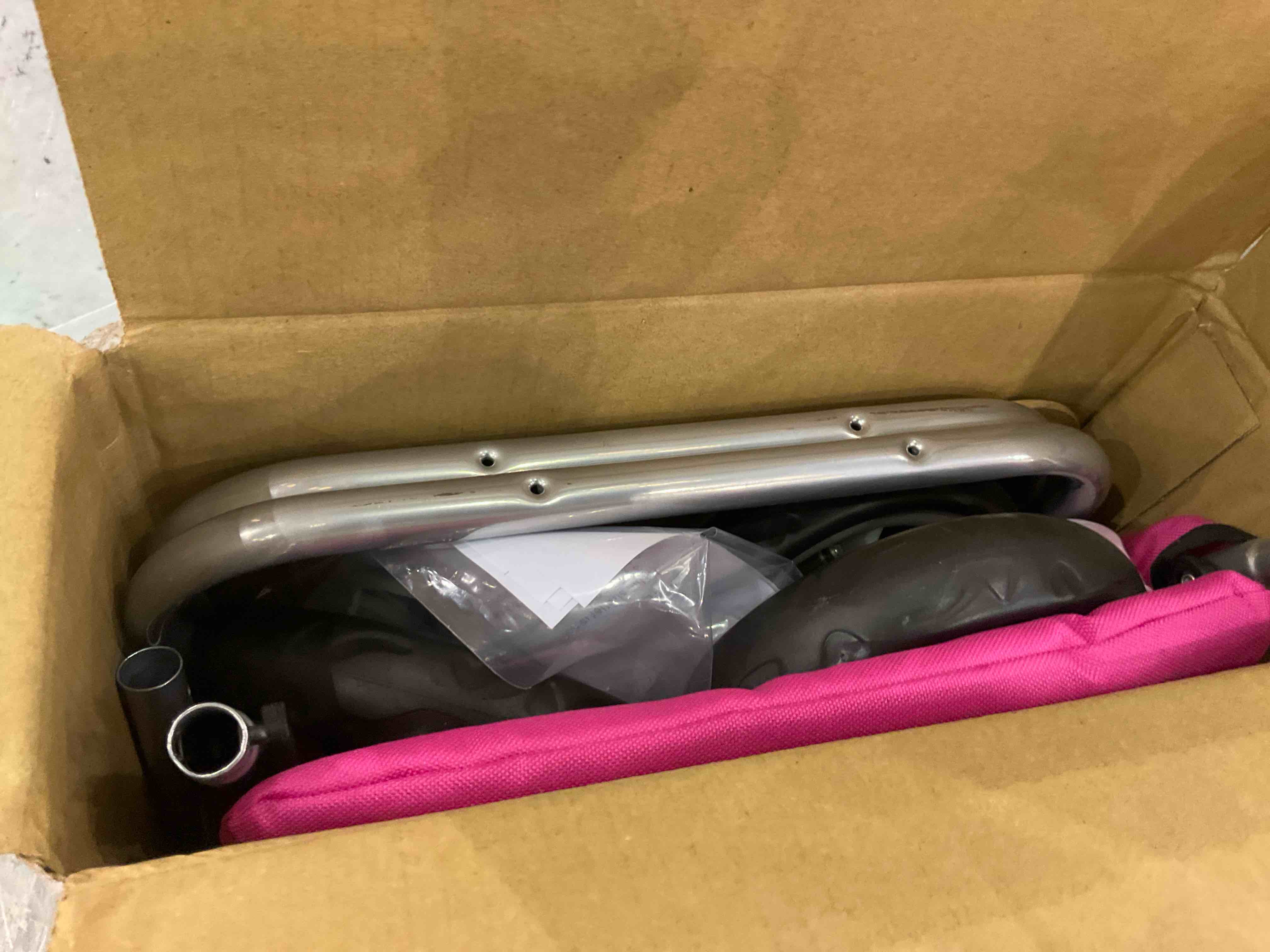 https://s3.amazonaws.com/lotting-images-prod/BargainHunt/EXS01599499_1719492741078.jpeg