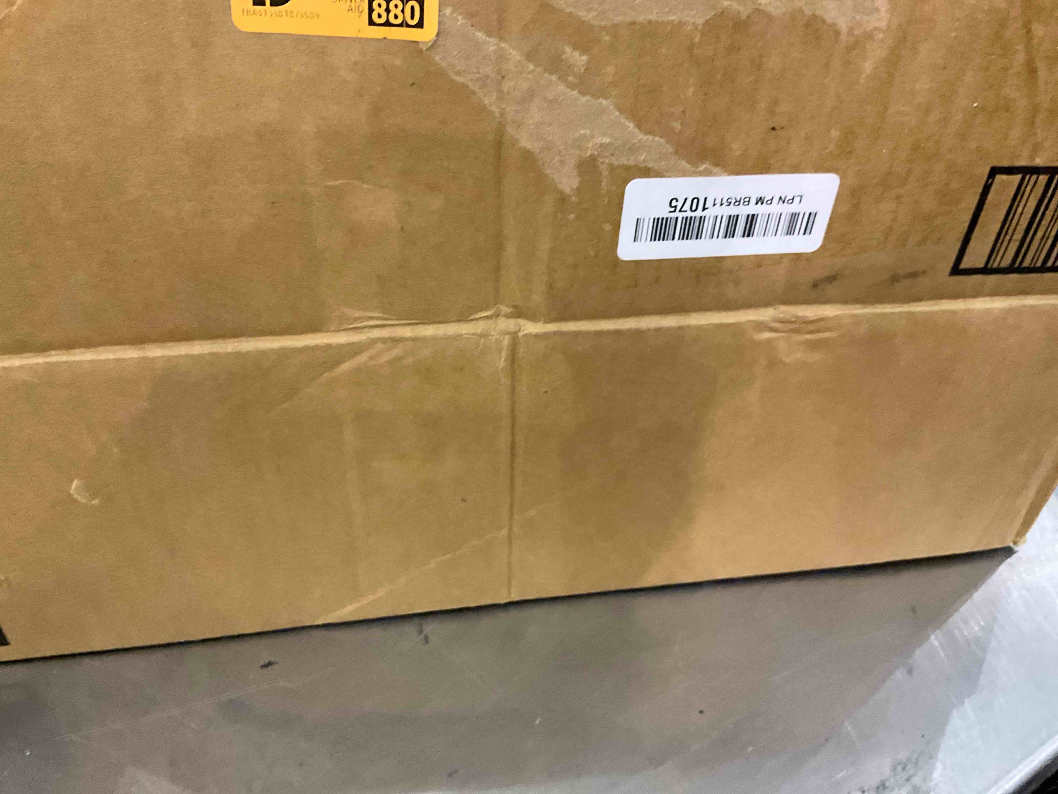 https://s3.amazonaws.com/lotting-images-prod/BargainHunt/EXS01599502_1719495096329.jpeg