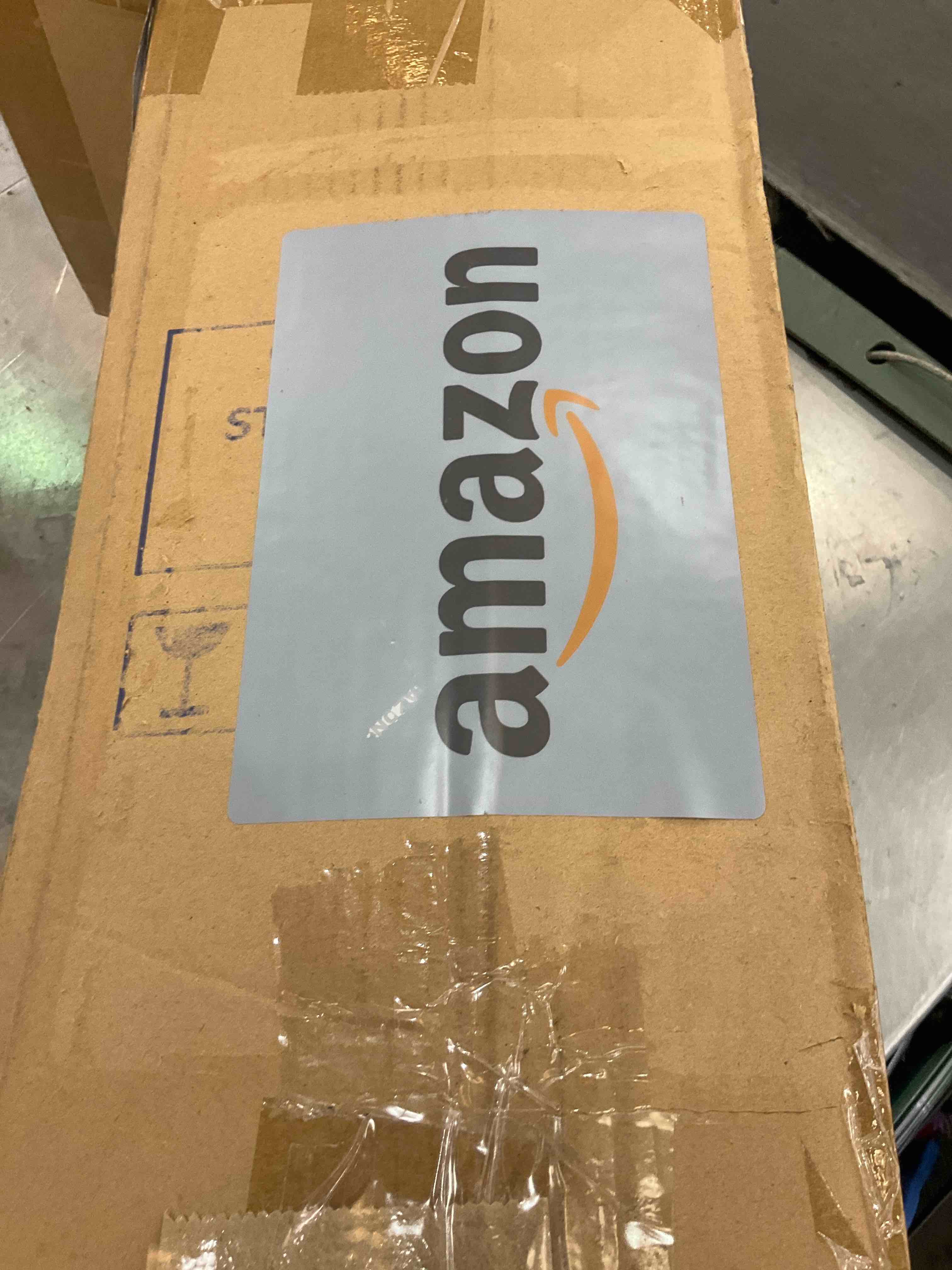 https://s3.amazonaws.com/lotting-images-prod/BargainHunt/EXS01599525_1719499043894.jpeg