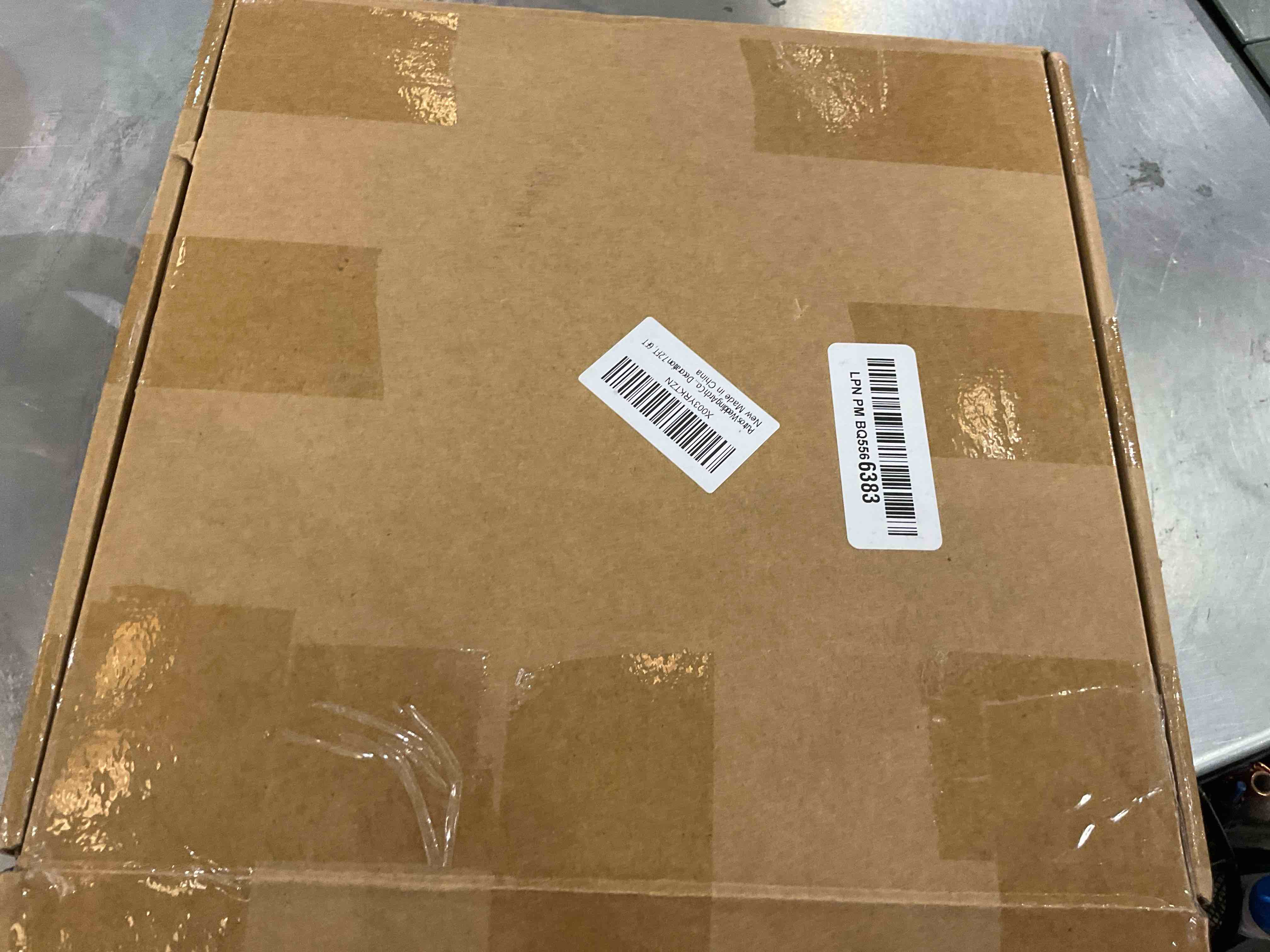 https://s3.amazonaws.com/lotting-images-prod/BargainHunt/EXS01599529_1719499951416.jpeg