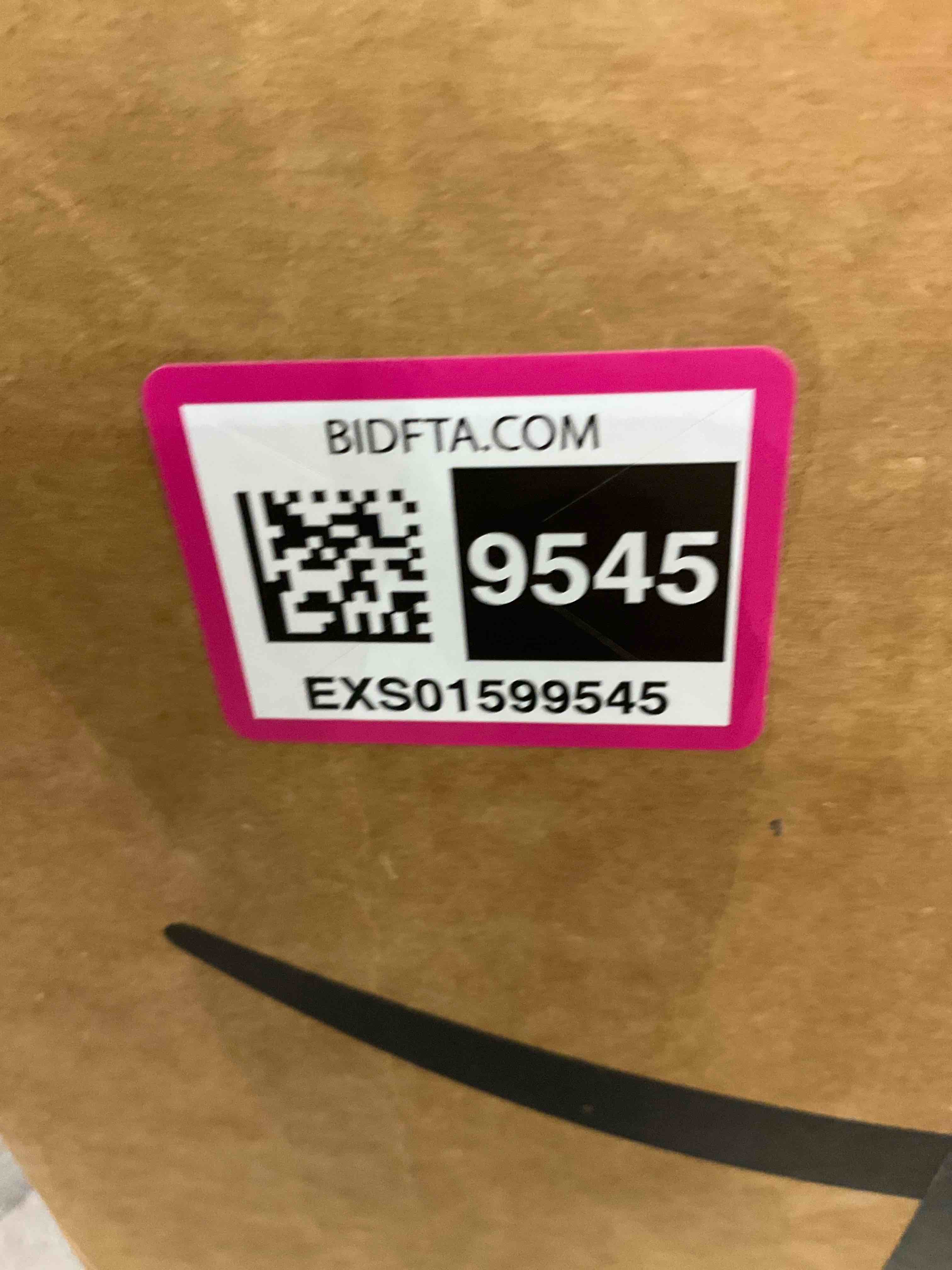 https://s3.amazonaws.com/lotting-images-prod/BargainHunt/EXS01599545_1719503477300.jpeg