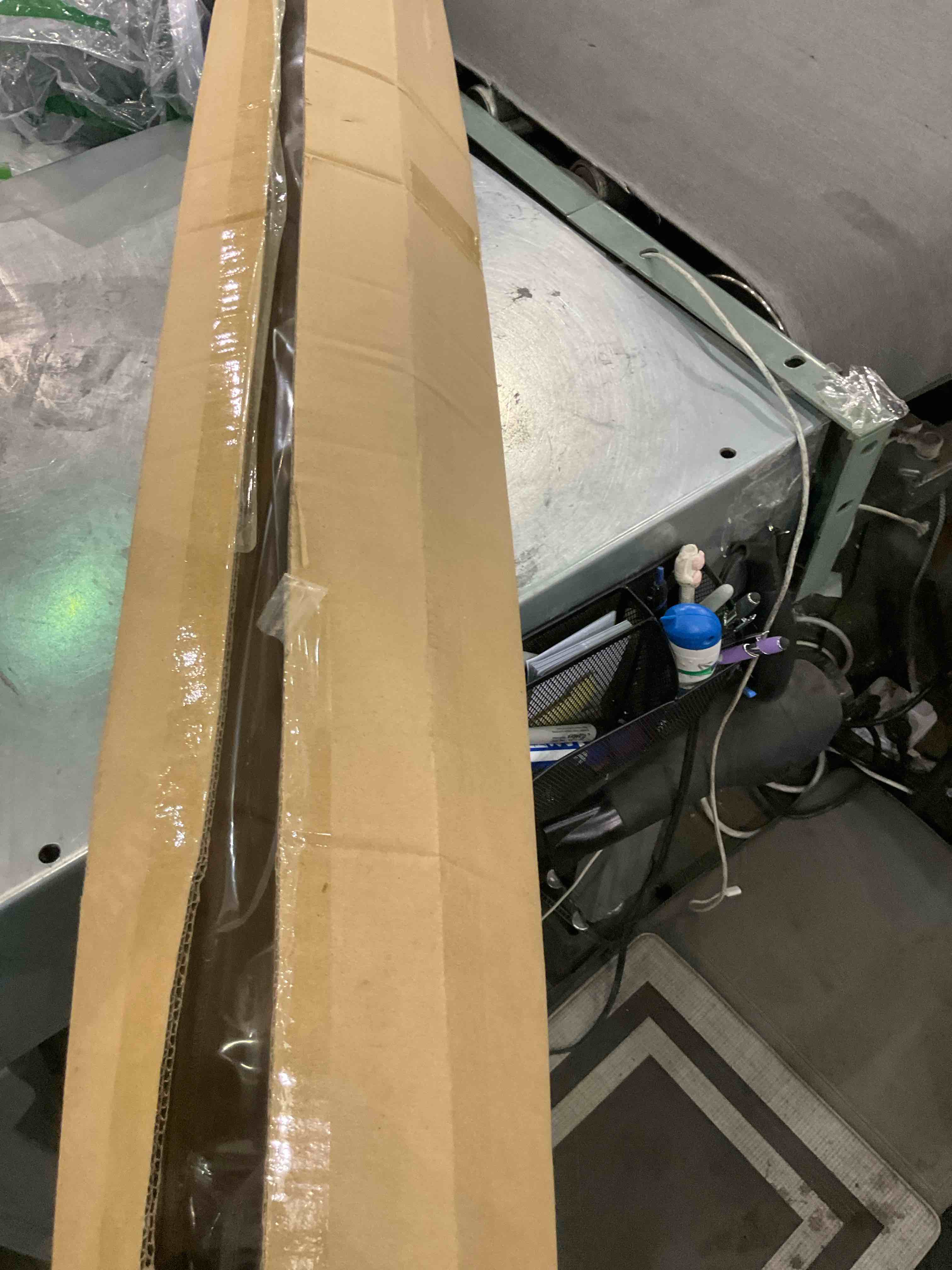 https://s3.amazonaws.com/lotting-images-prod/BargainHunt/EXS01599580_1719573724404.jpeg
